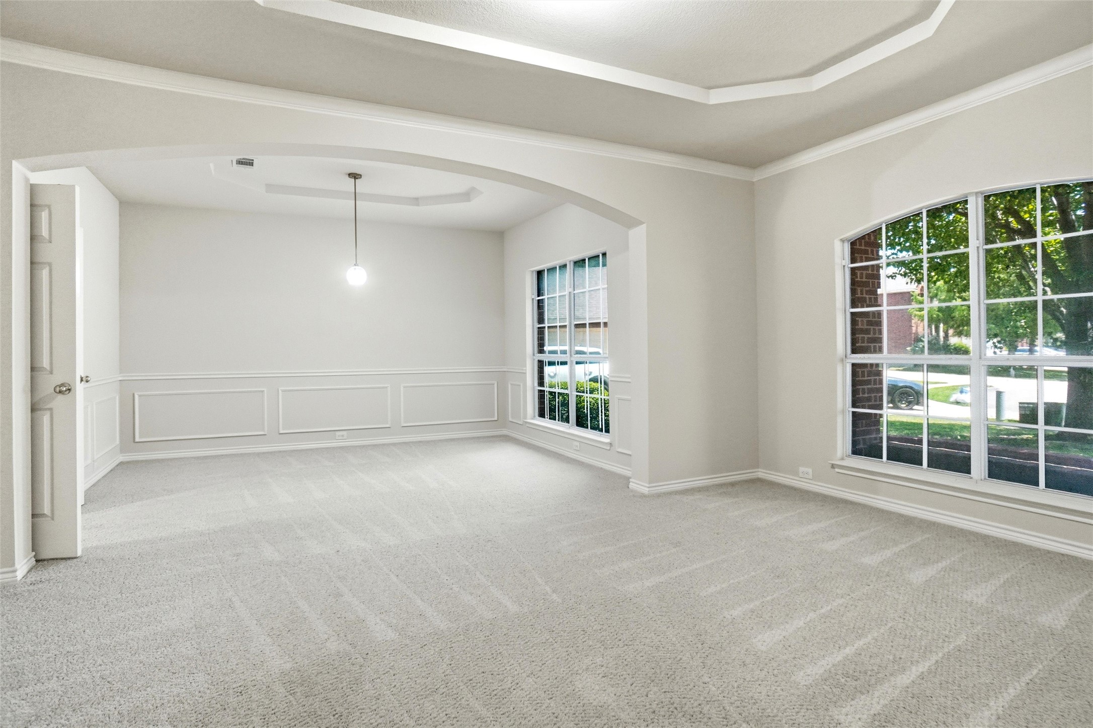 5231 Woodfield Drive