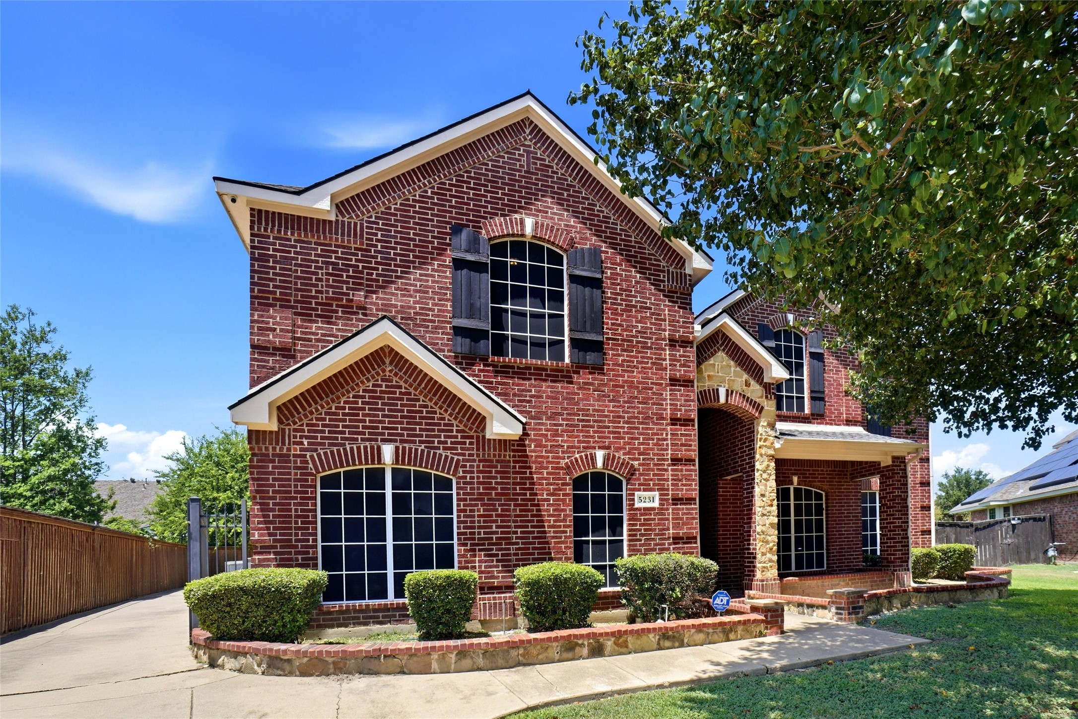 5231 Woodfield Drive