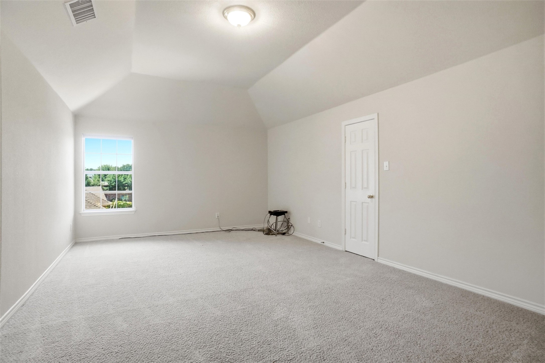 5231 Woodfield Drive