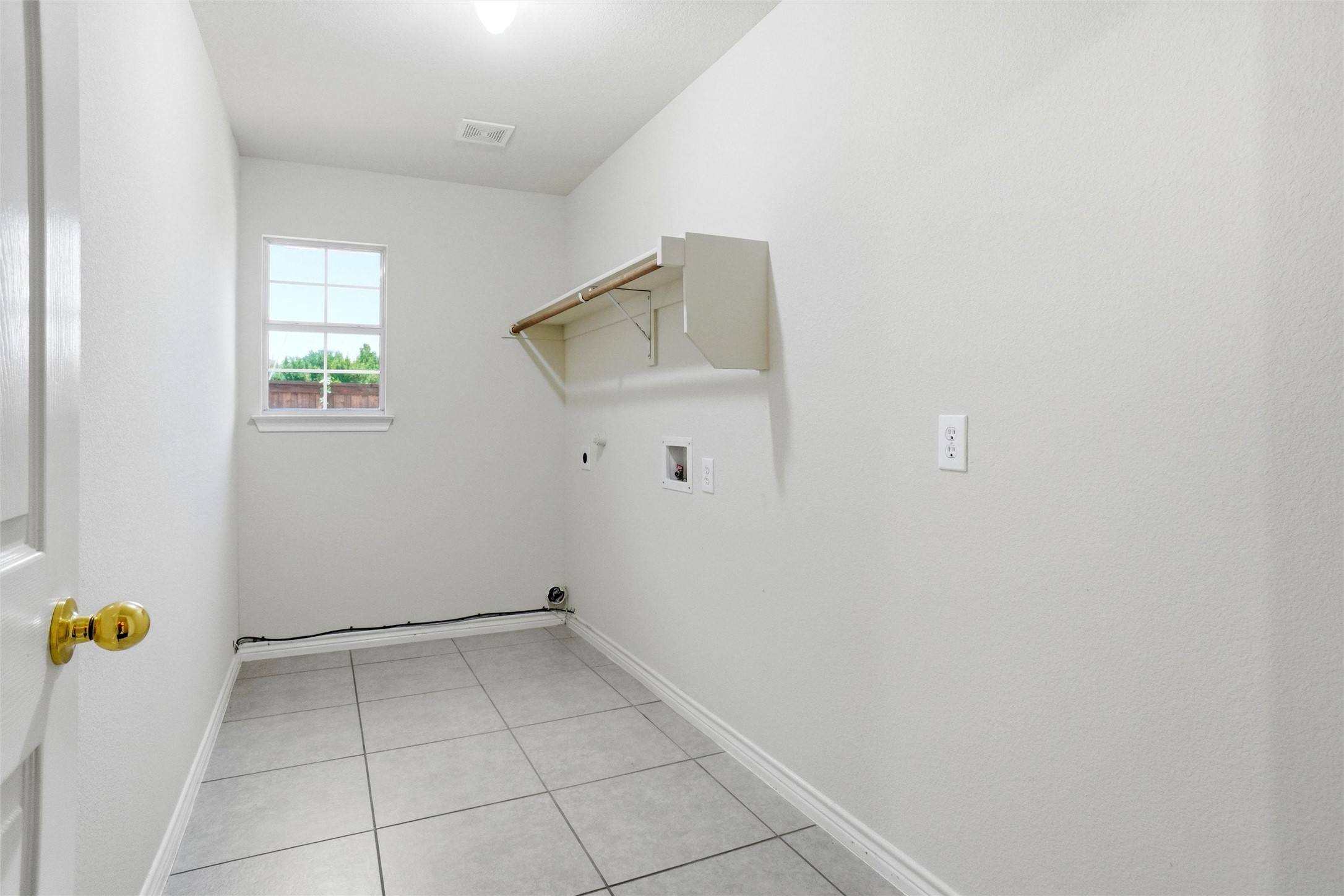 5231 Woodfield Drive