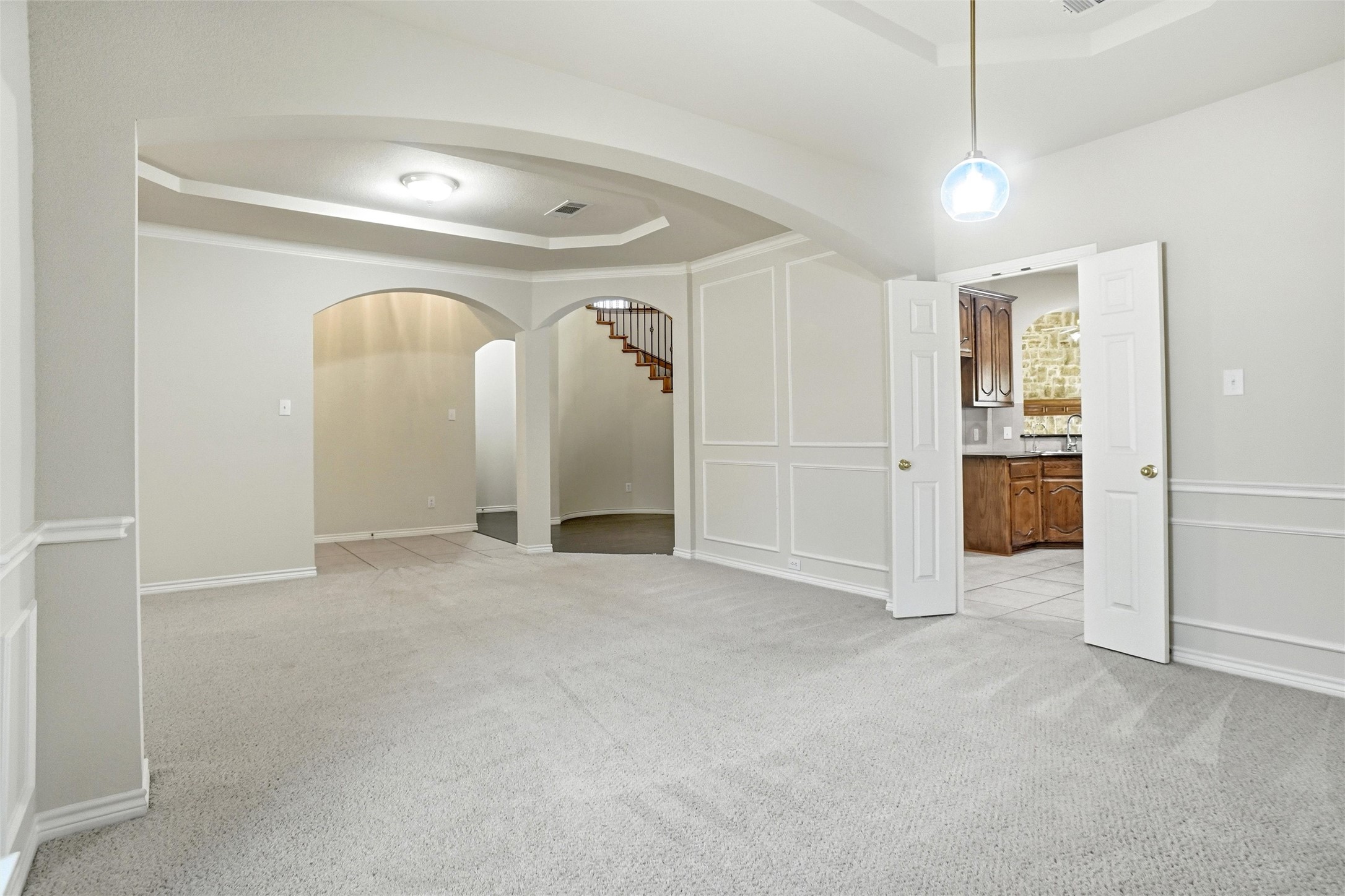 5231 Woodfield Drive