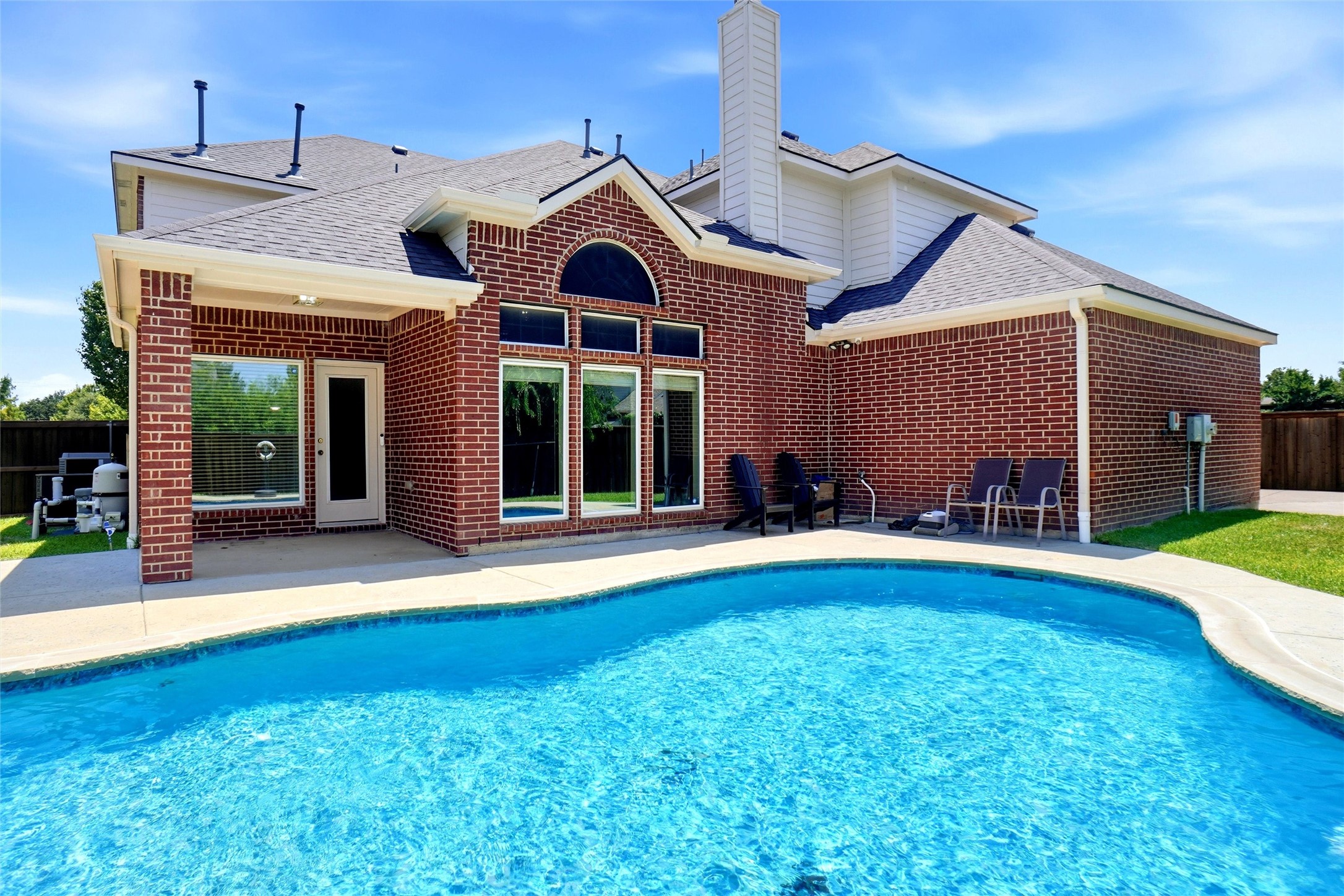 5231 Woodfield Drive