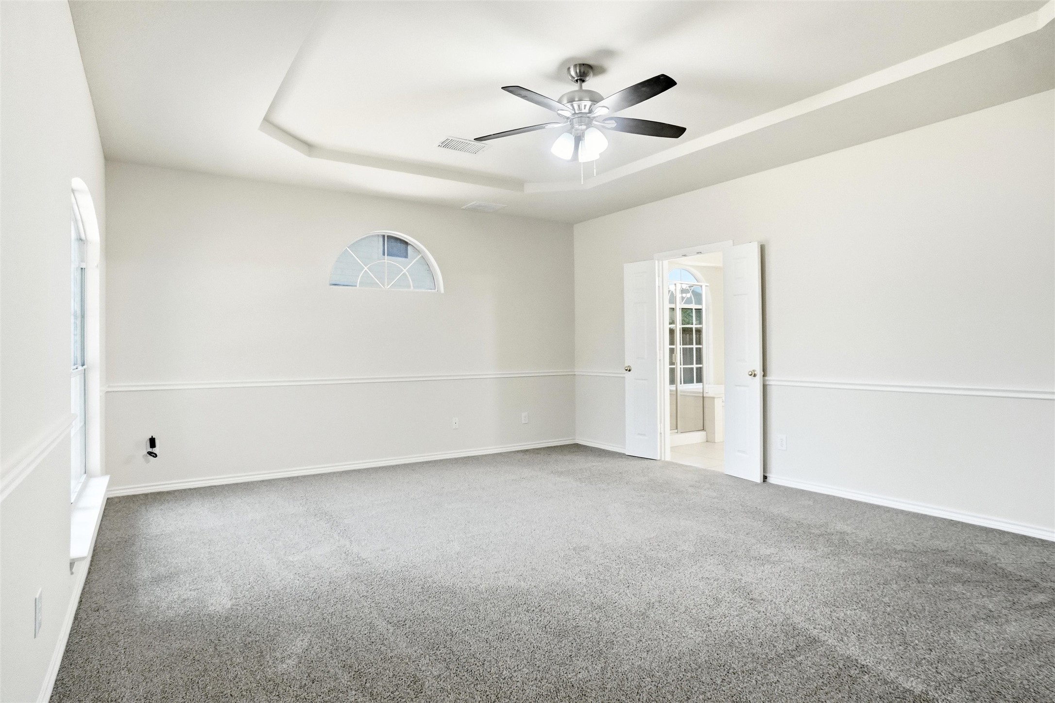 5231 Woodfield Drive