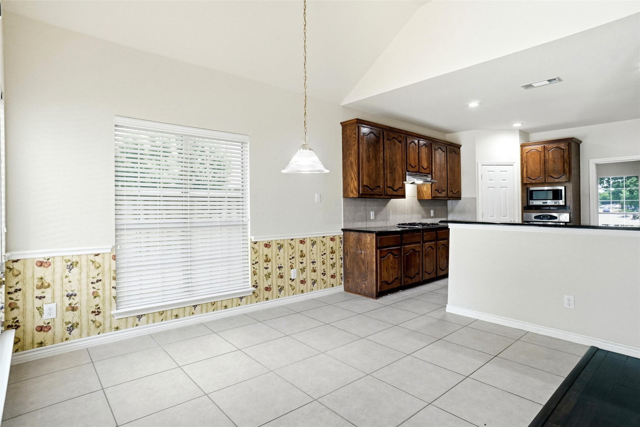 5231 Woodfield Drive