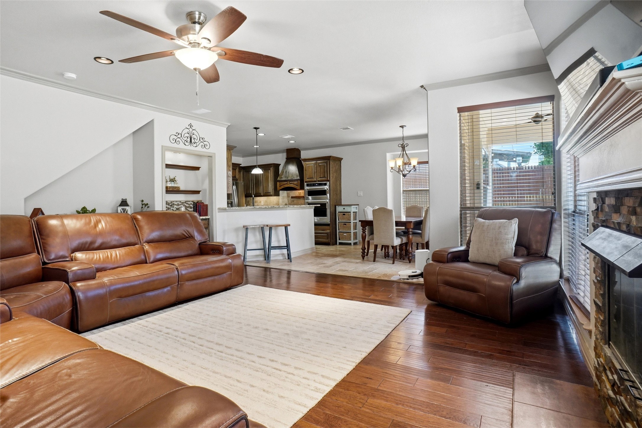 7337 Lake Rock Drive