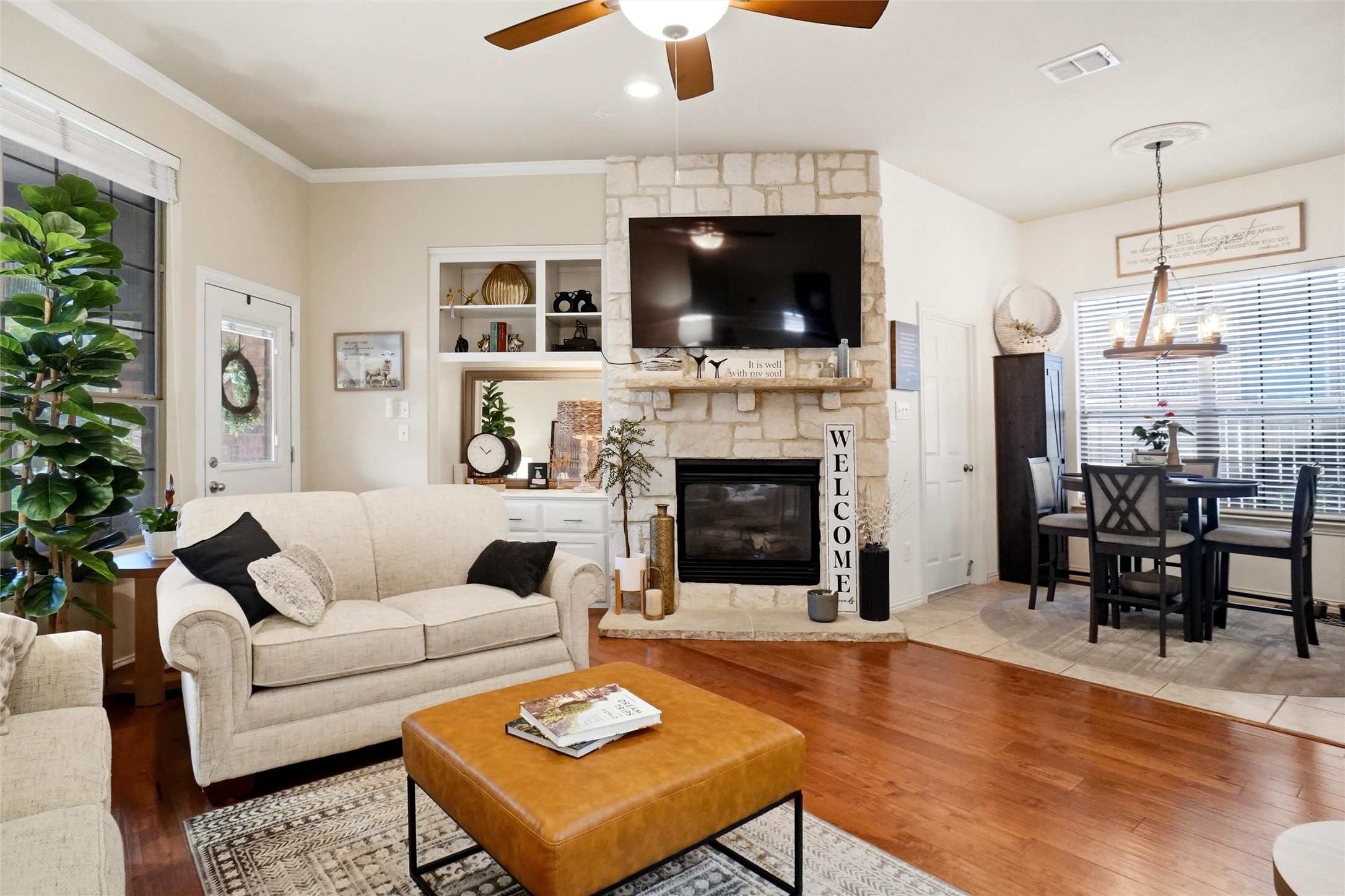 5913 Pedernales Ridge
