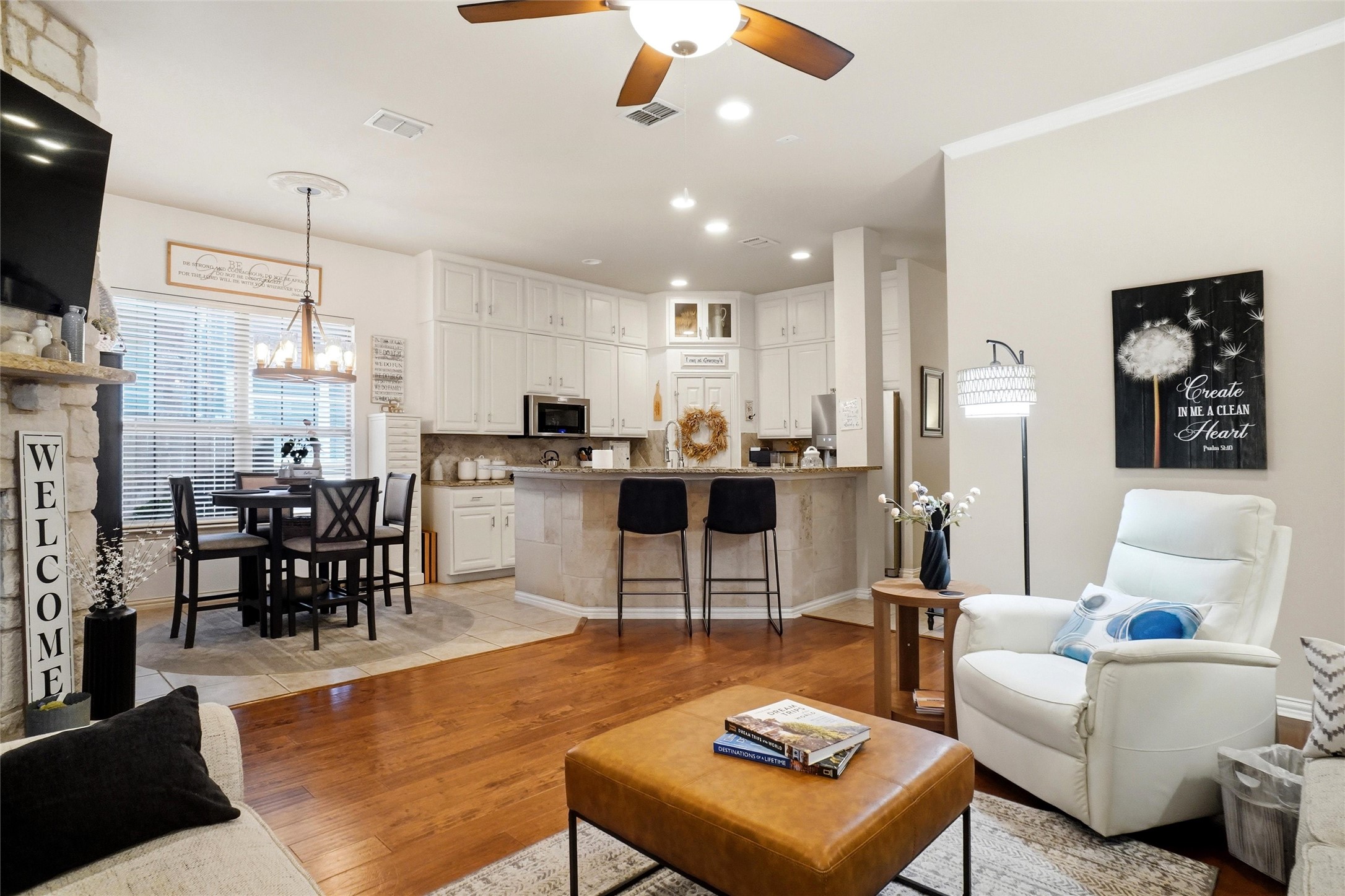 5913 Pedernales Ridge