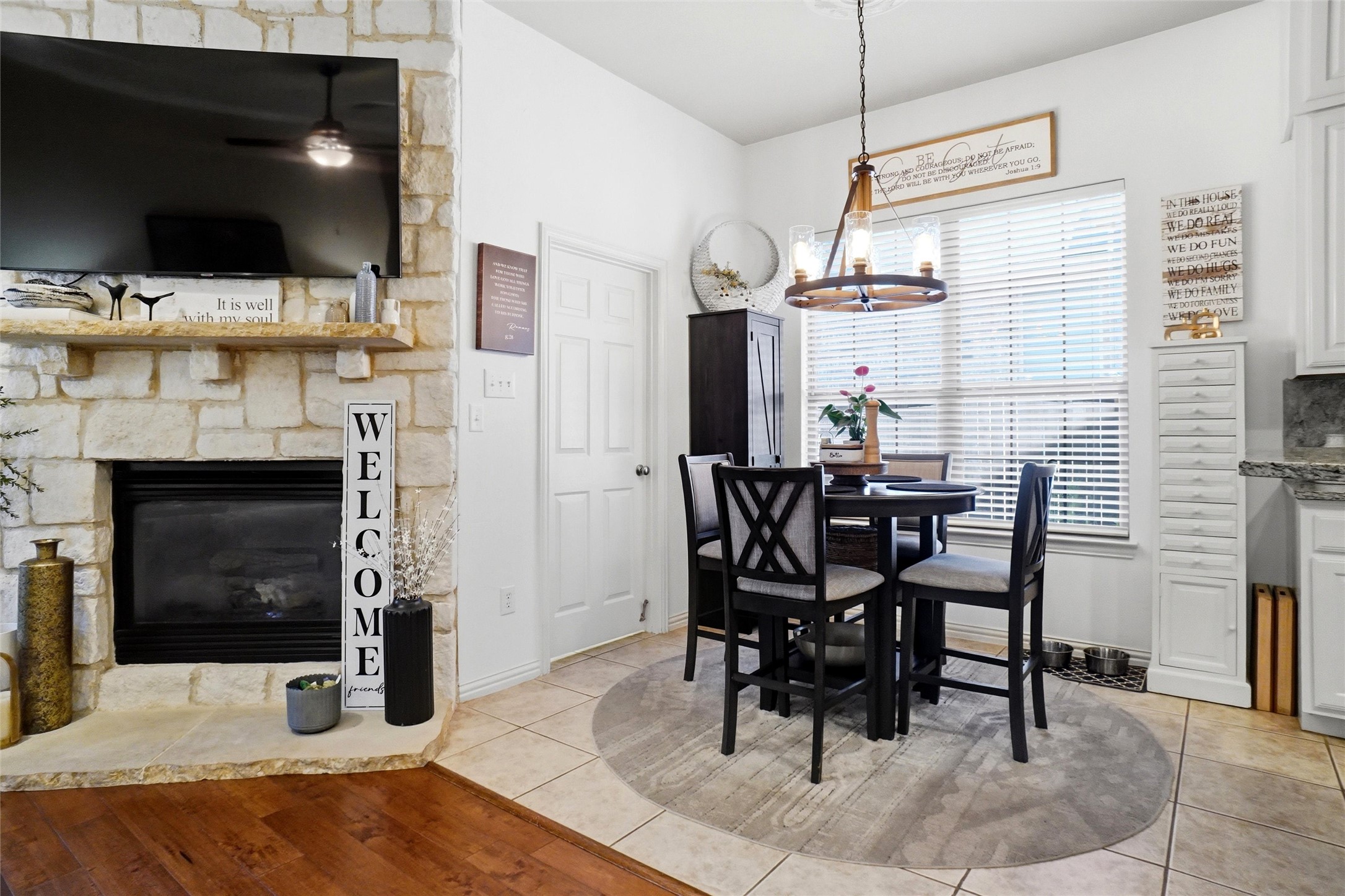 5913 Pedernales Ridge
