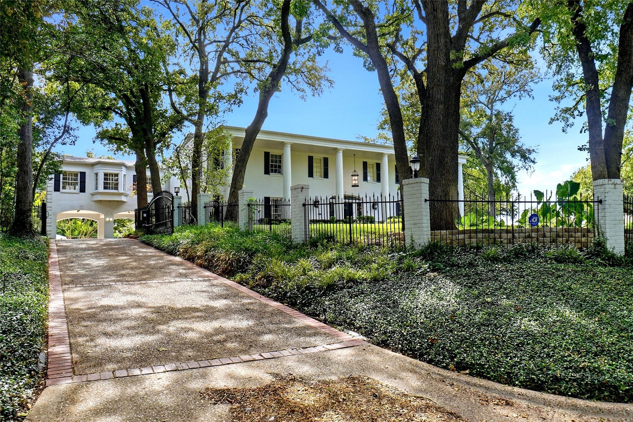 4106 Shady Valley Drive
