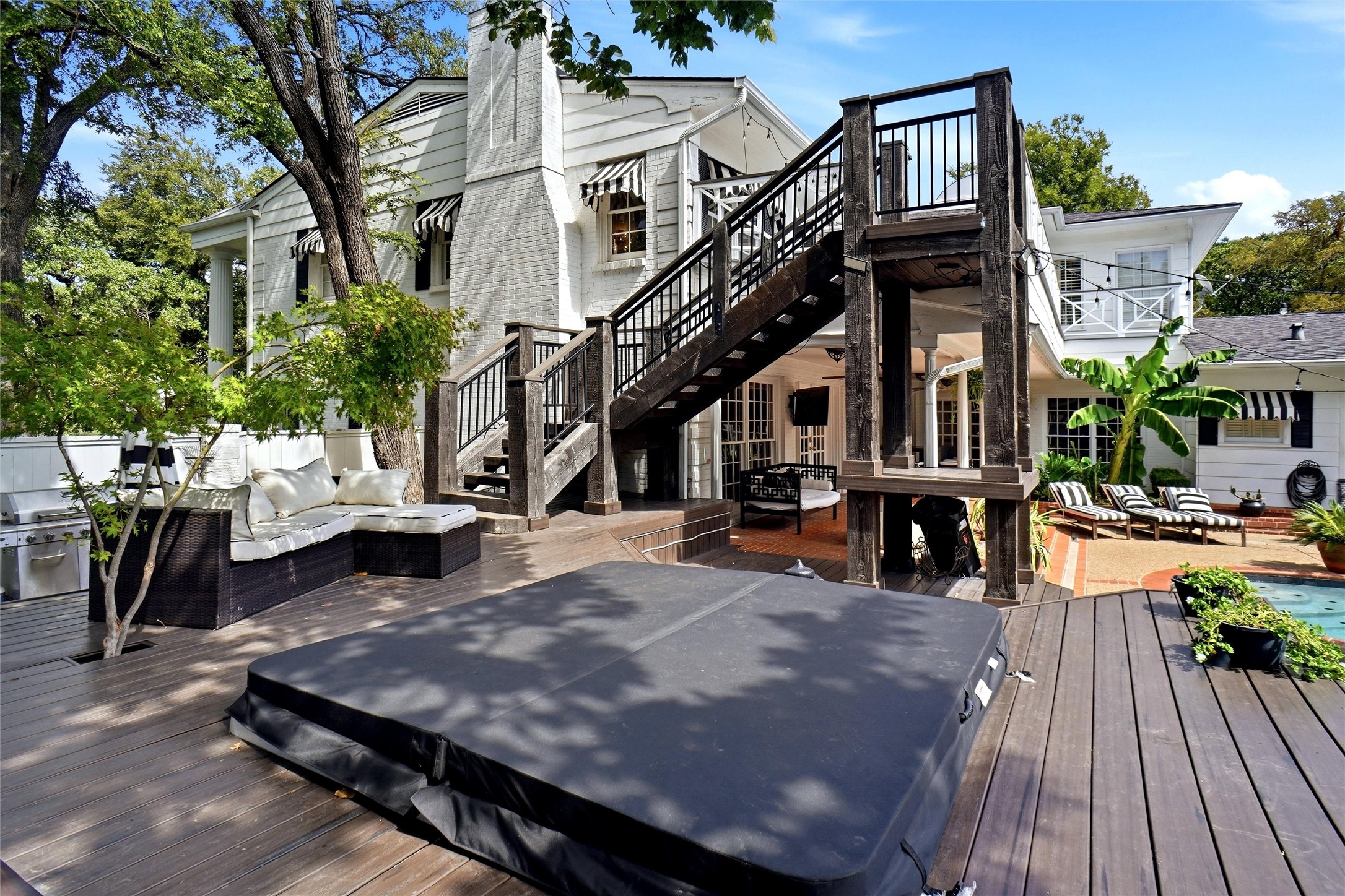 4106 Shady Valley Drive