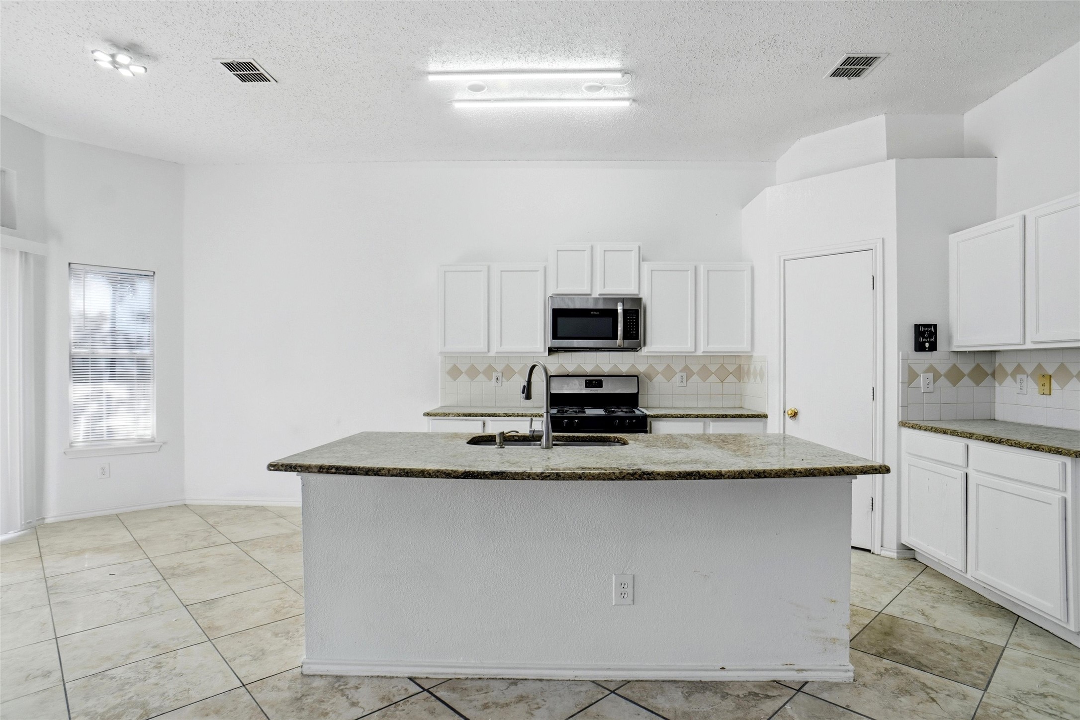 2447 Ranchview Drive