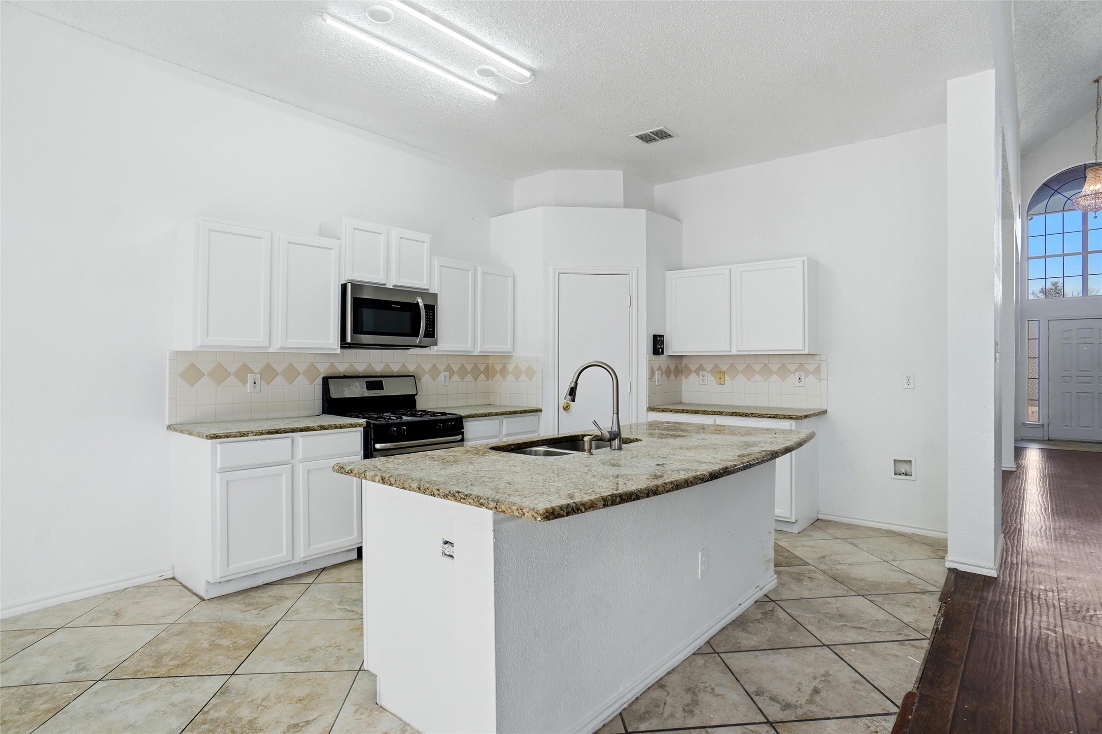 2447 Ranchview Drive