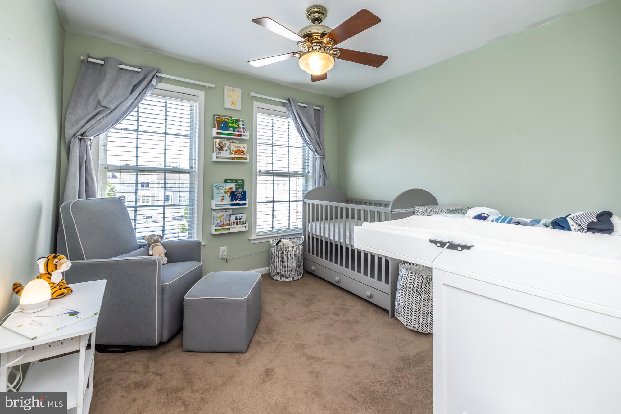 16 HONEY LOCUST COURT