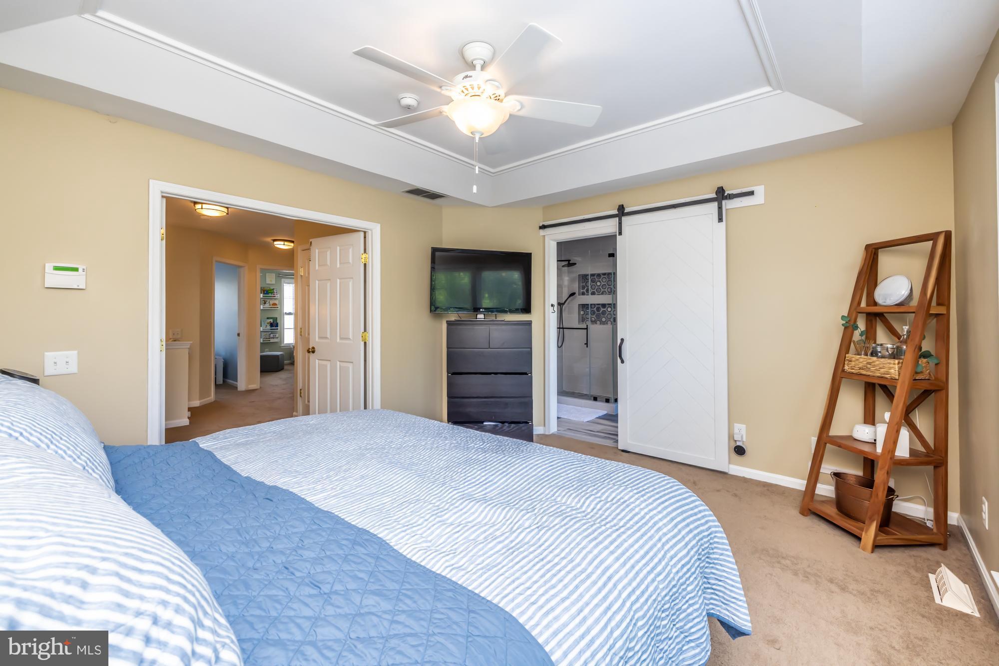 16 HONEY LOCUST COURT