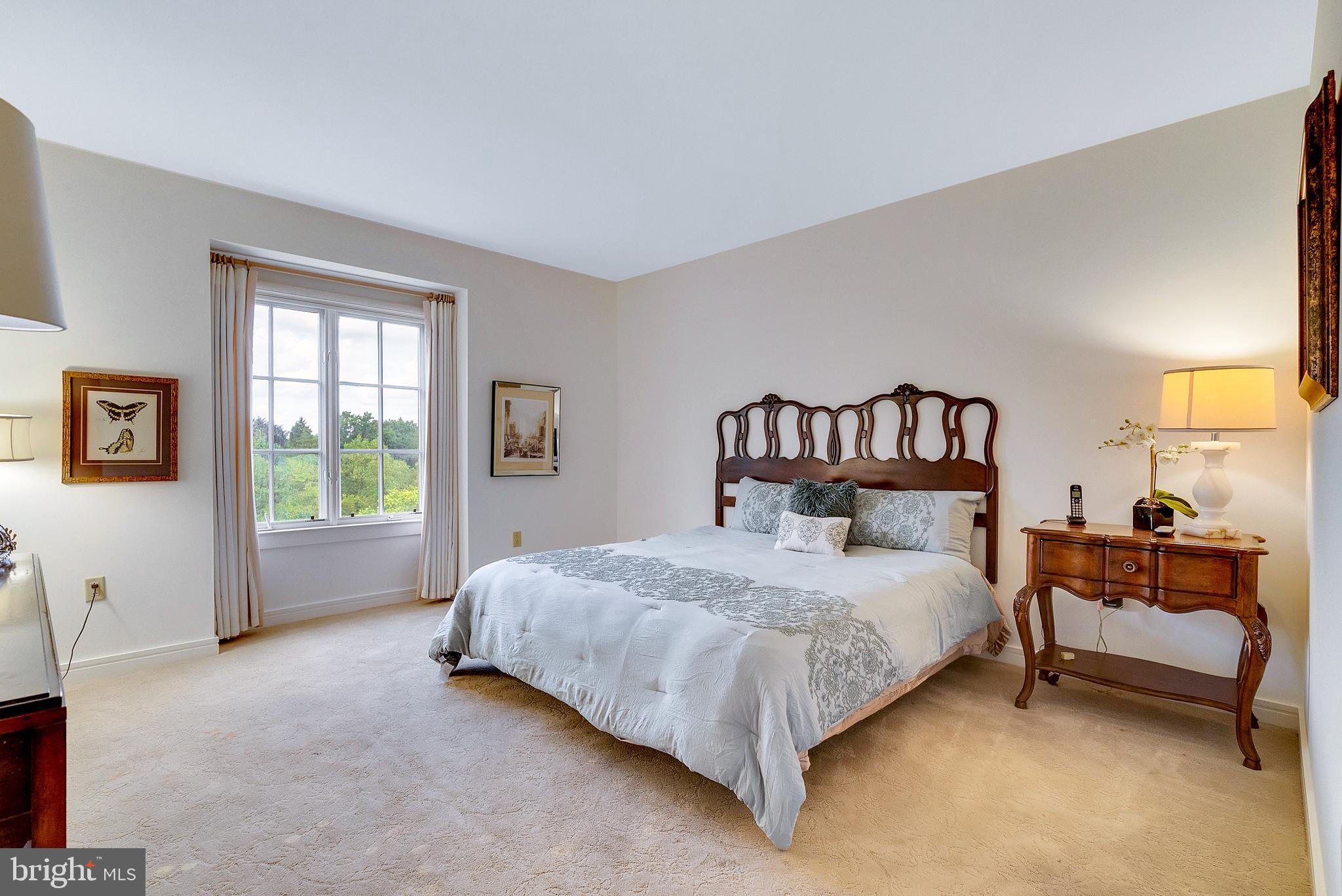 190 PRESIDENTIAL BOULEVARD PH13