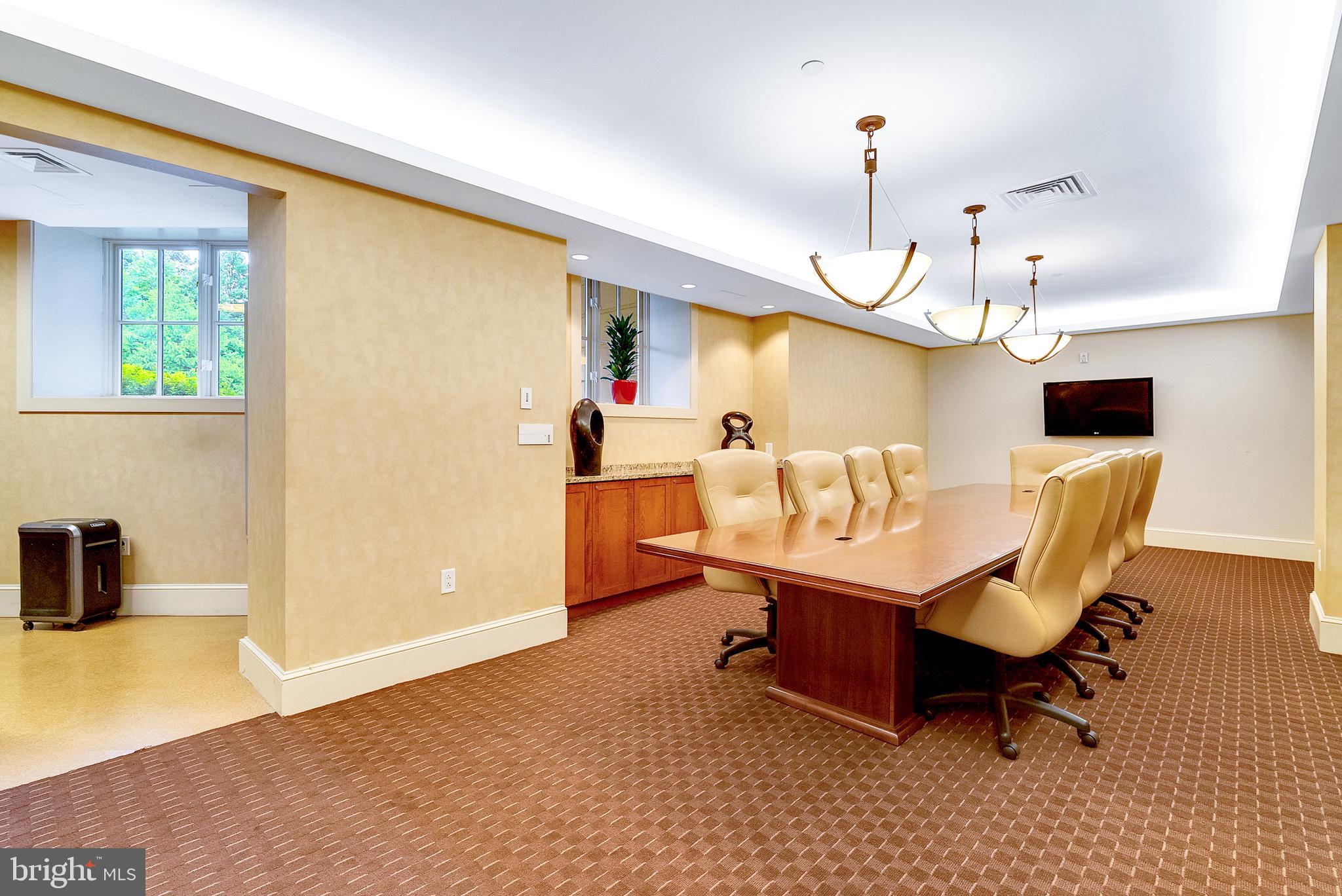 190 PRESIDENTIAL BOULEVARD PH13