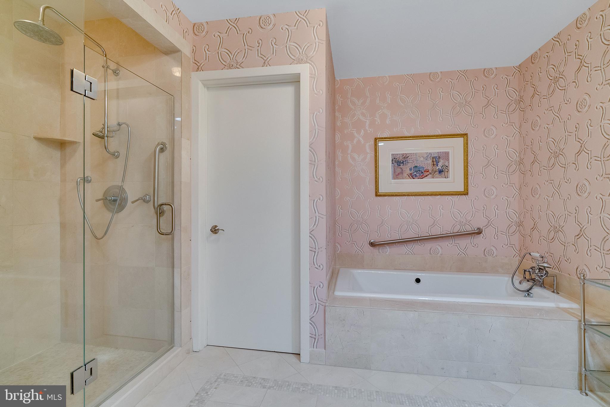 190 PRESIDENTIAL BOULEVARD PH13