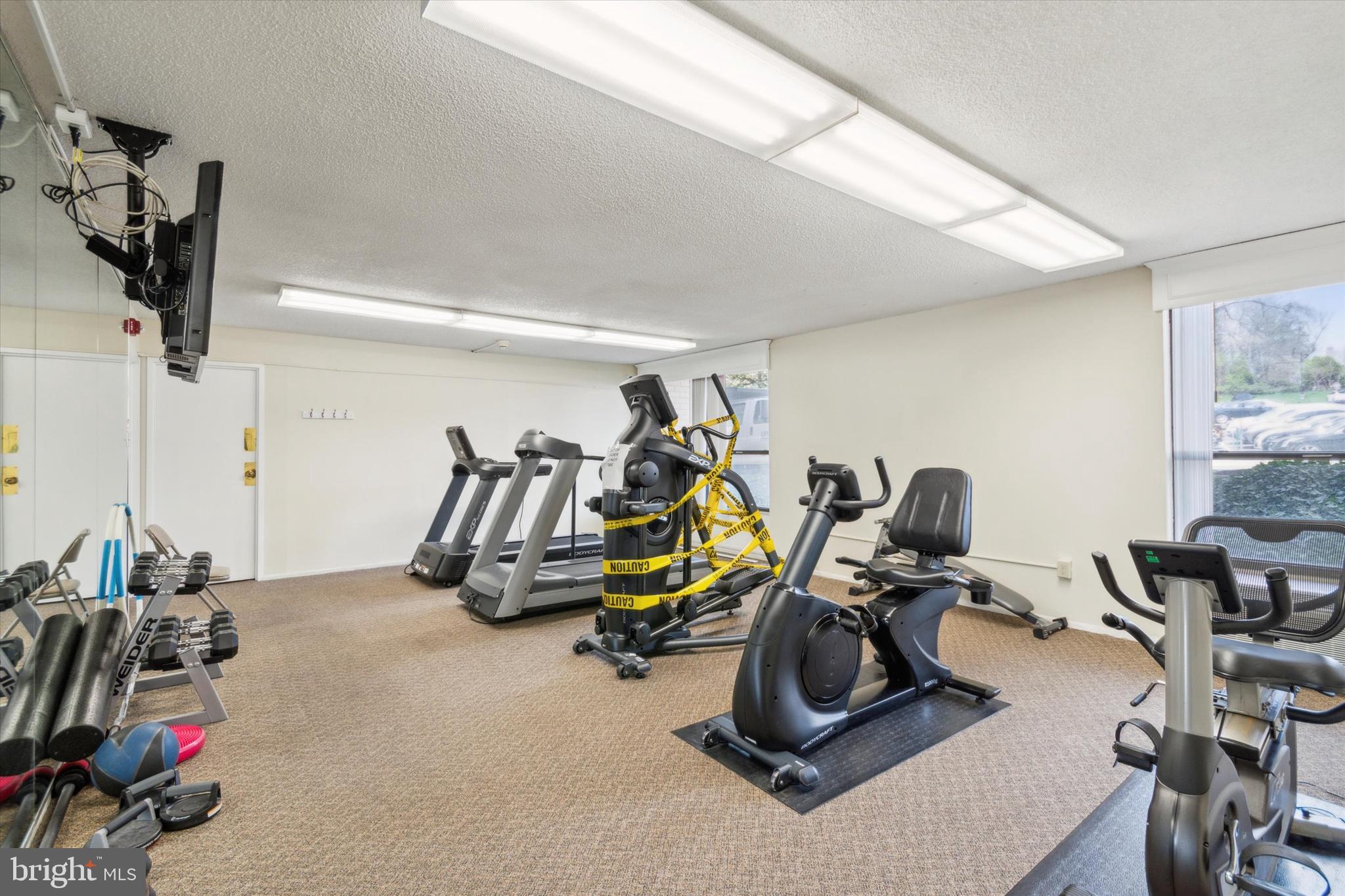 666 W GERMANTOWN PIKE 2816