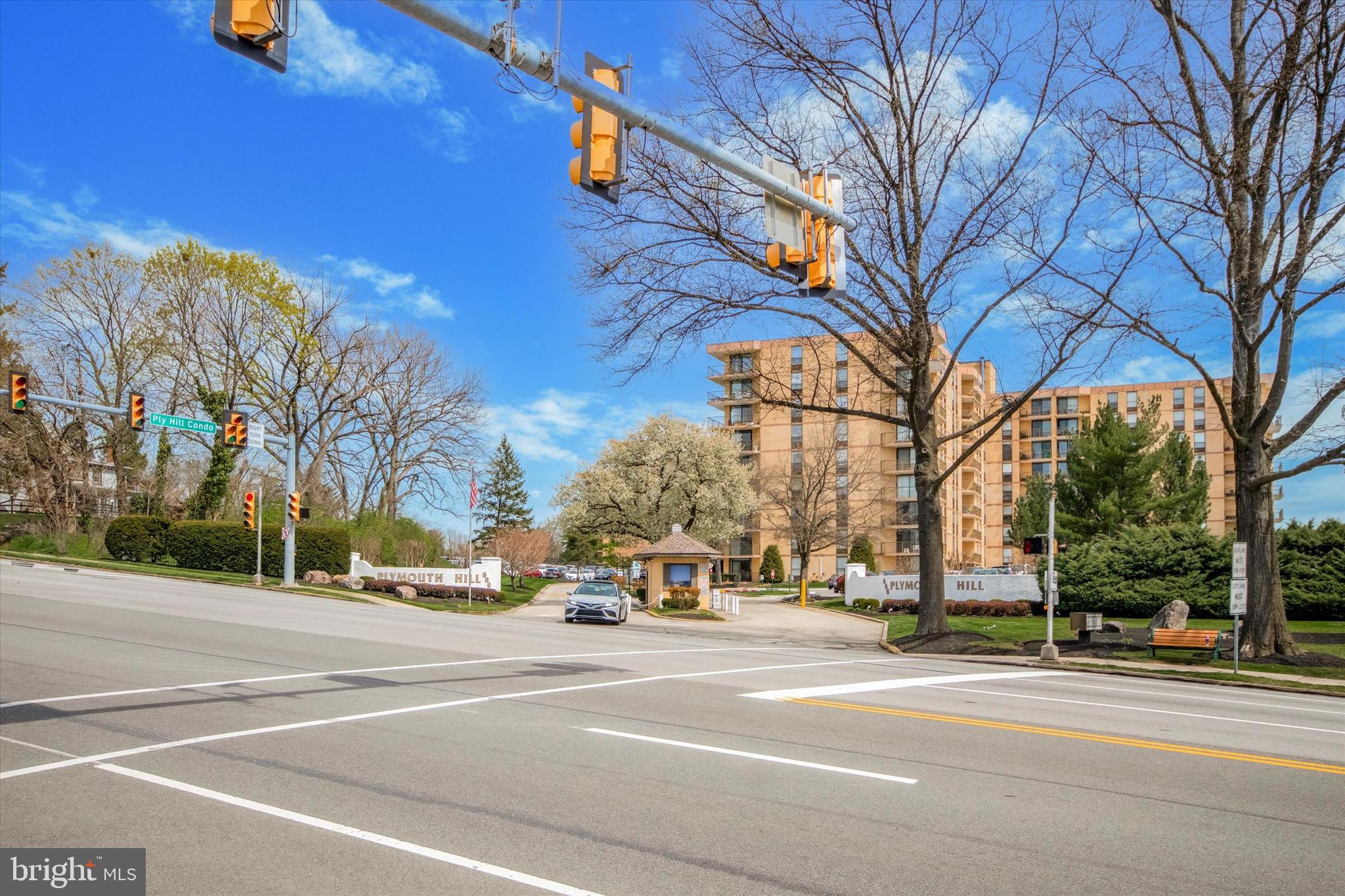 666 W GERMANTOWN PIKE 2816