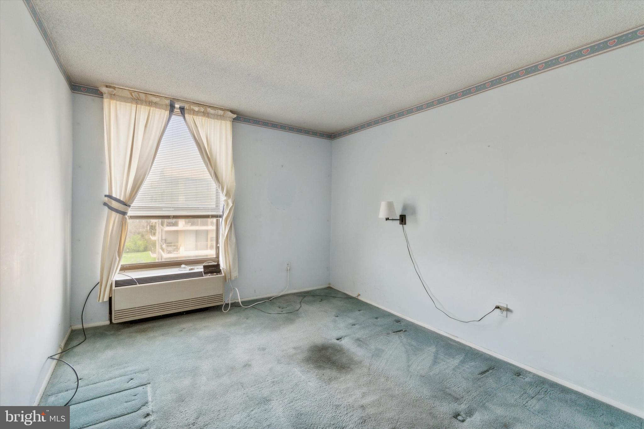 666 W GERMANTOWN PIKE 2816