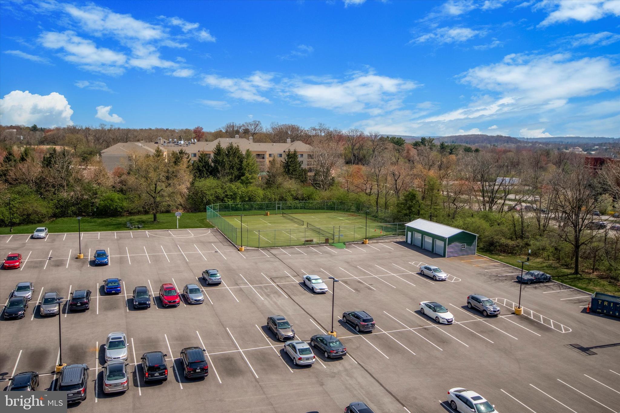 666 W GERMANTOWN PIKE 2816