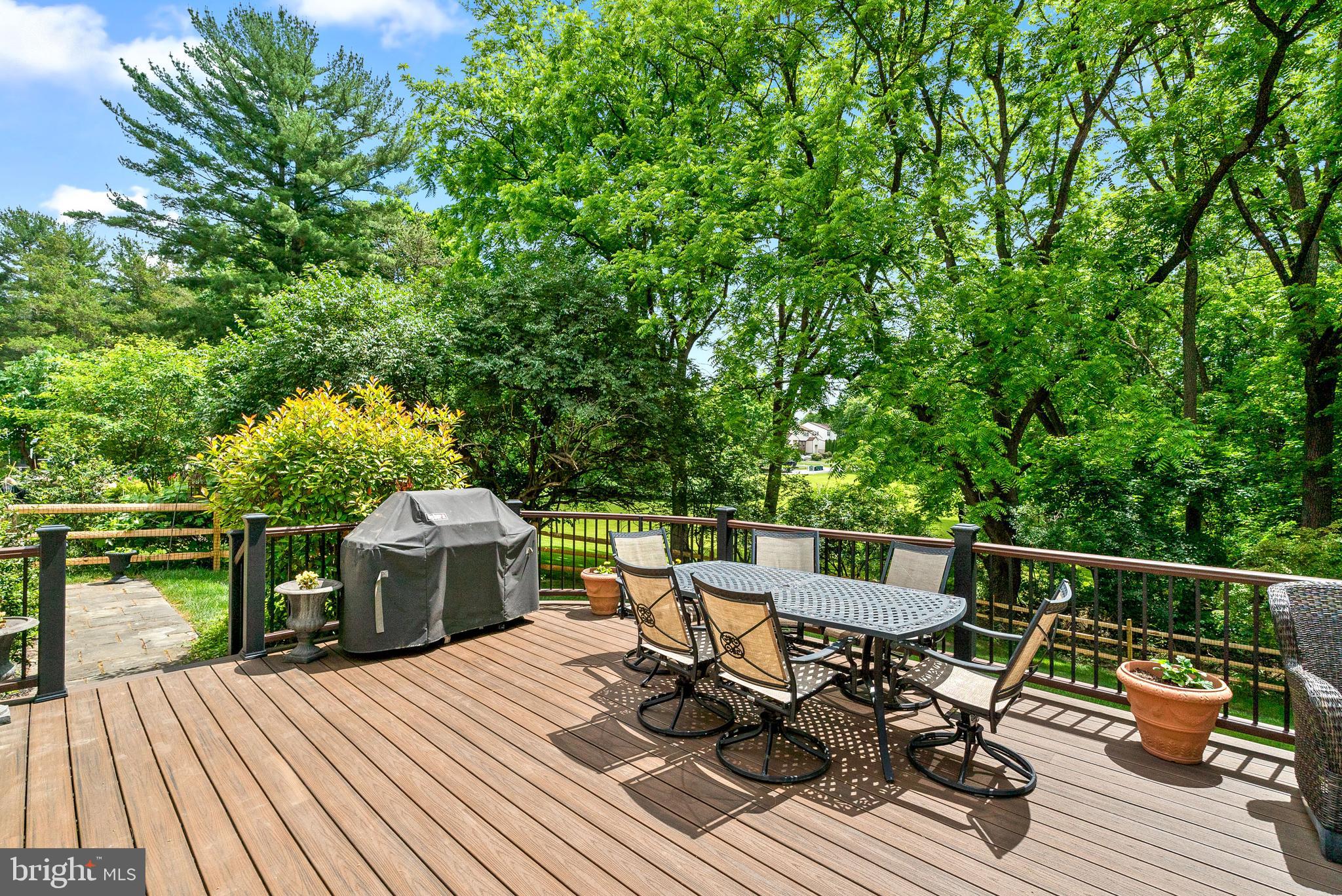 144 RED RAMBLER DRIVE