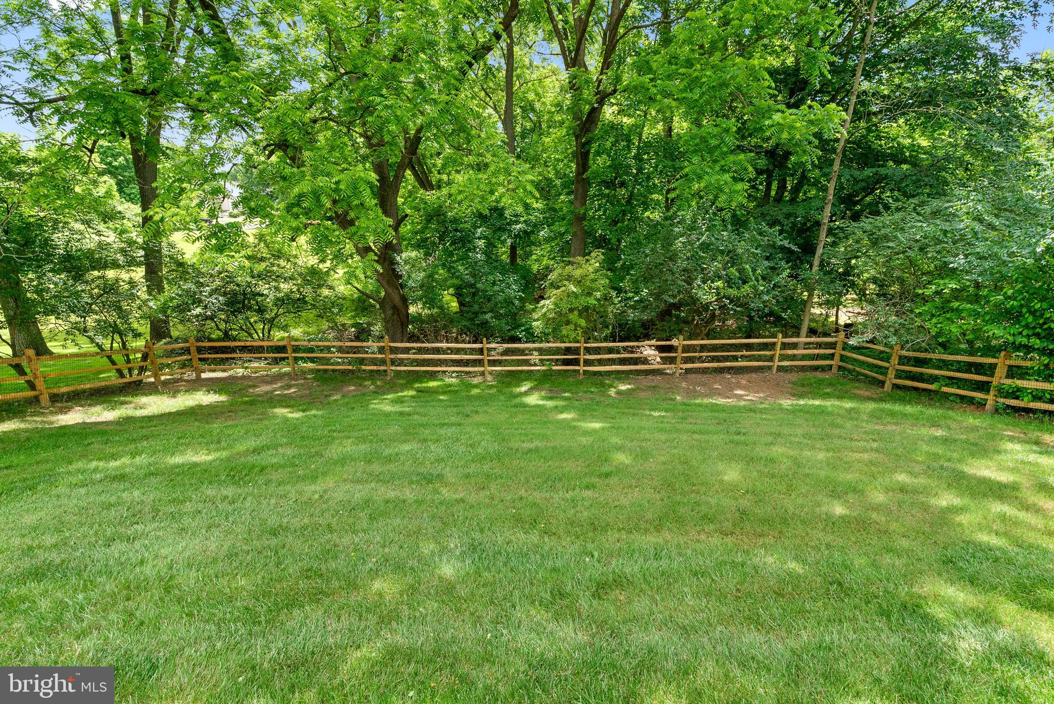 144 RED RAMBLER DRIVE