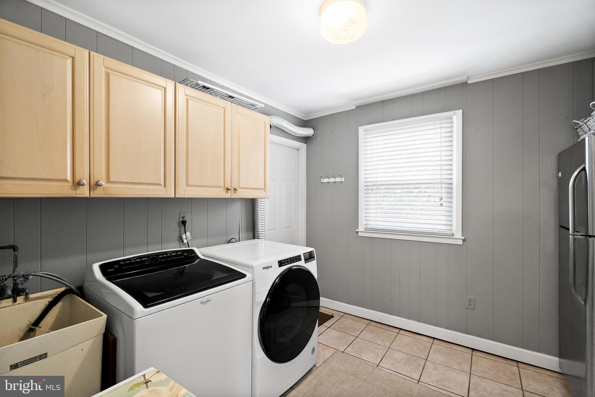 144 RED RAMBLER DRIVE