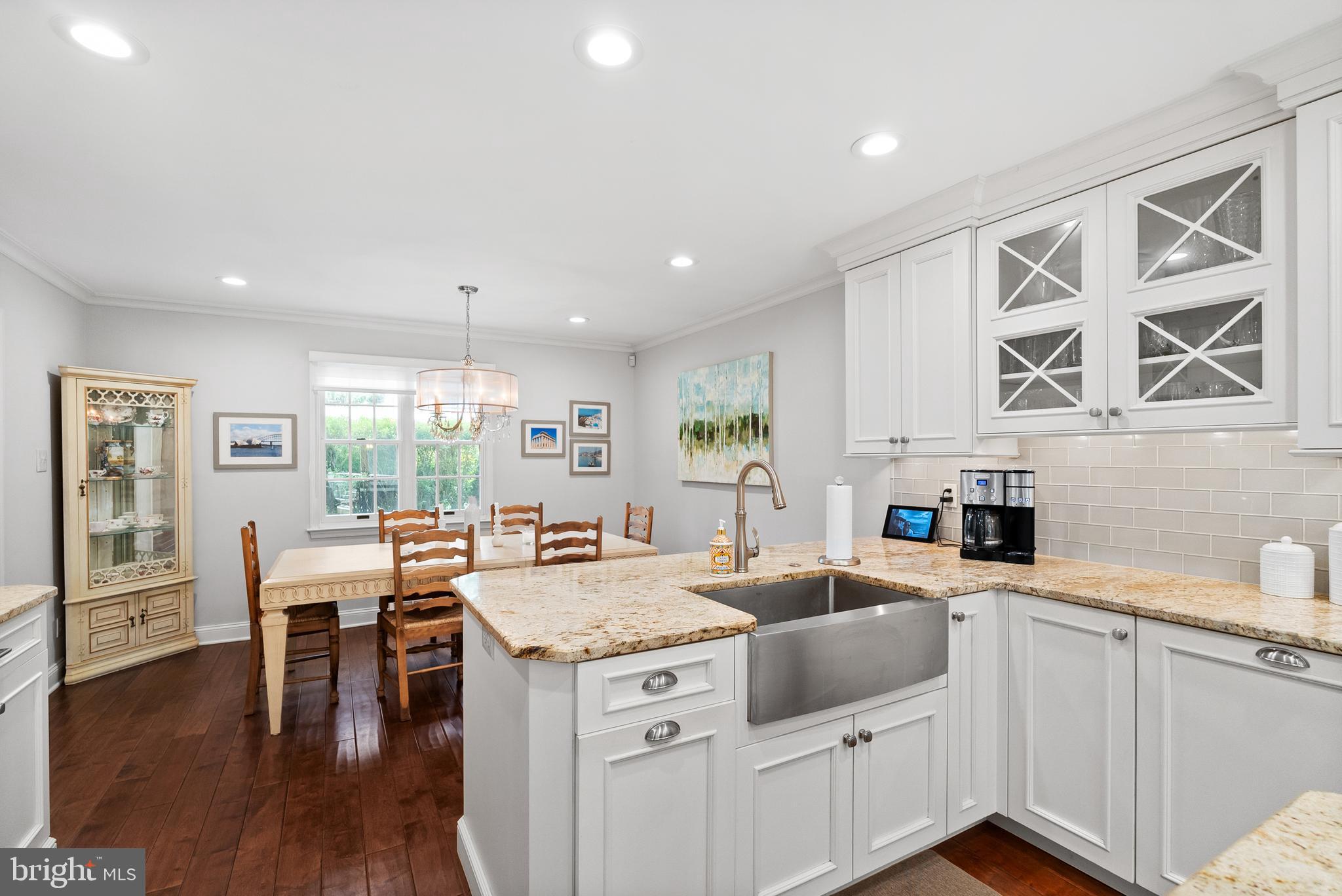 144 RED RAMBLER DRIVE