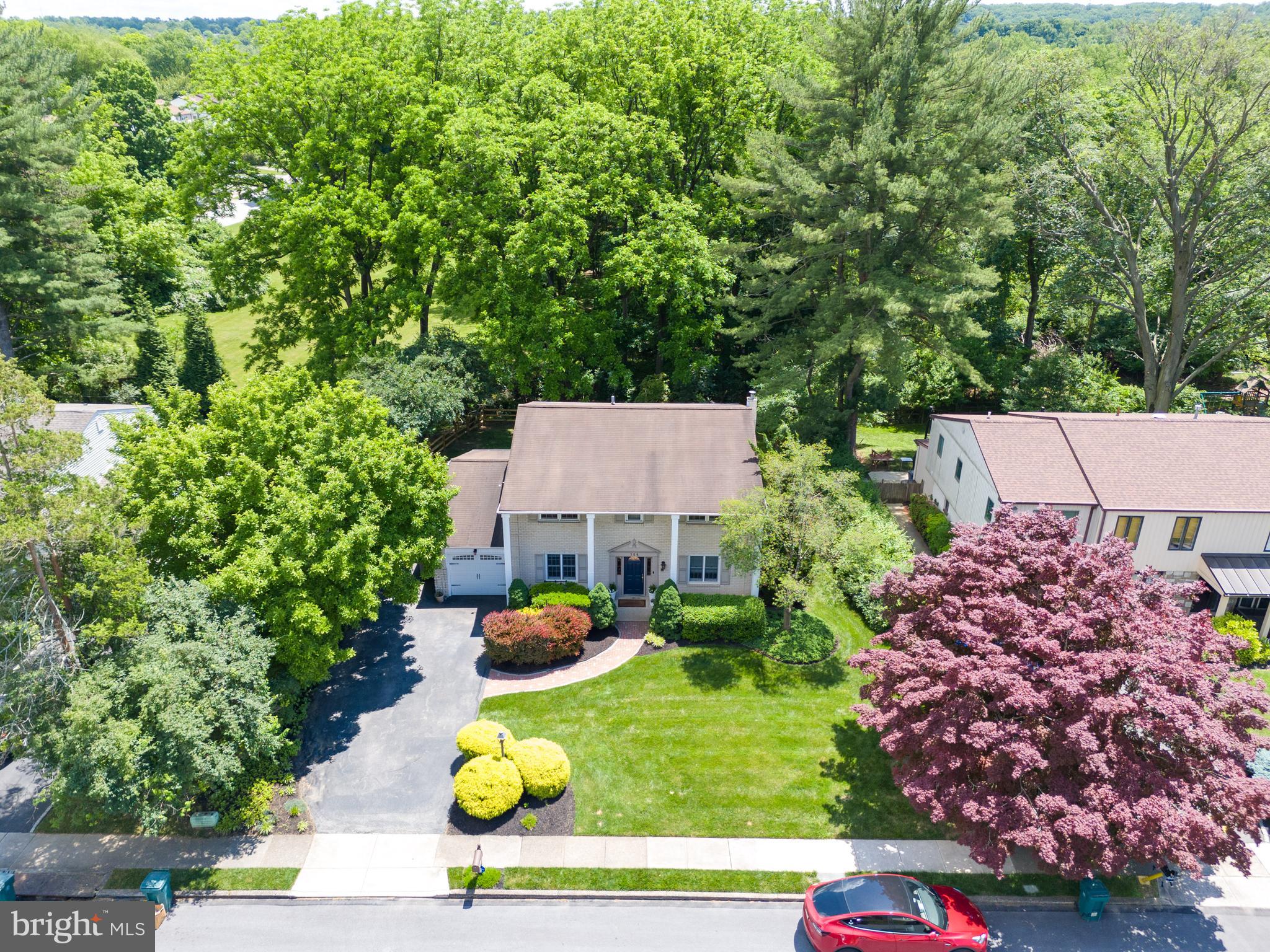 144 RED RAMBLER DRIVE