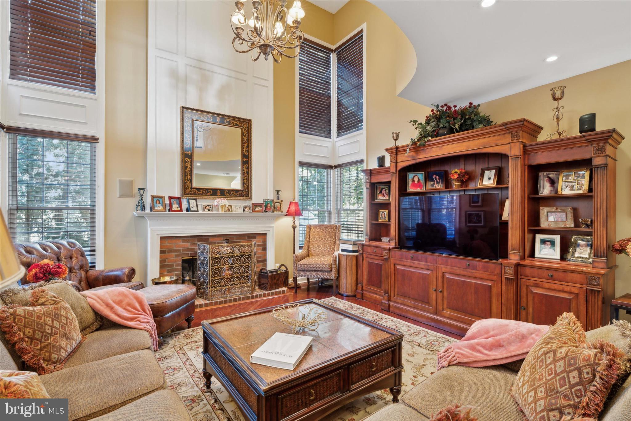 695 CHERRYDALE DRIVE