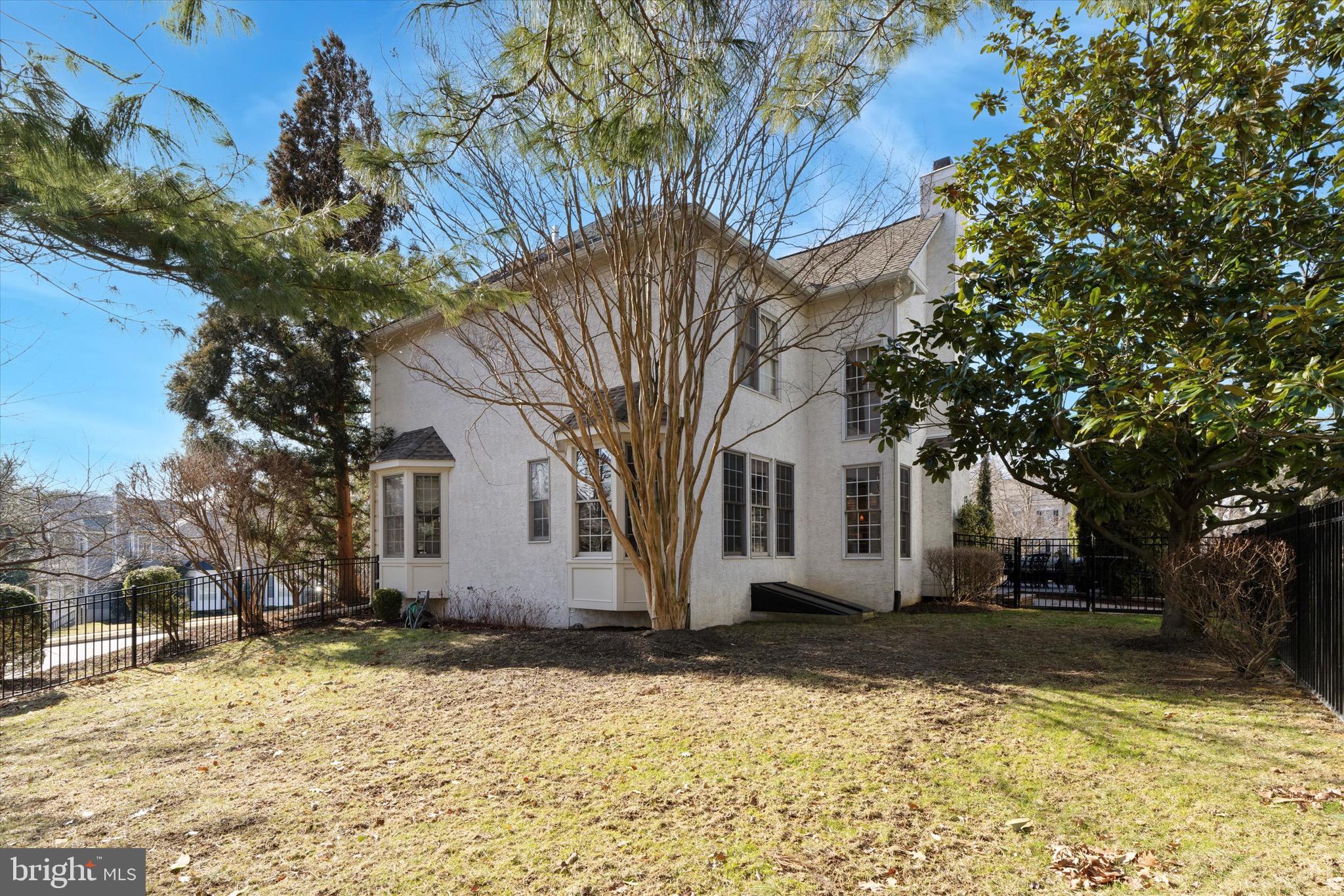 695 CHERRYDALE DRIVE