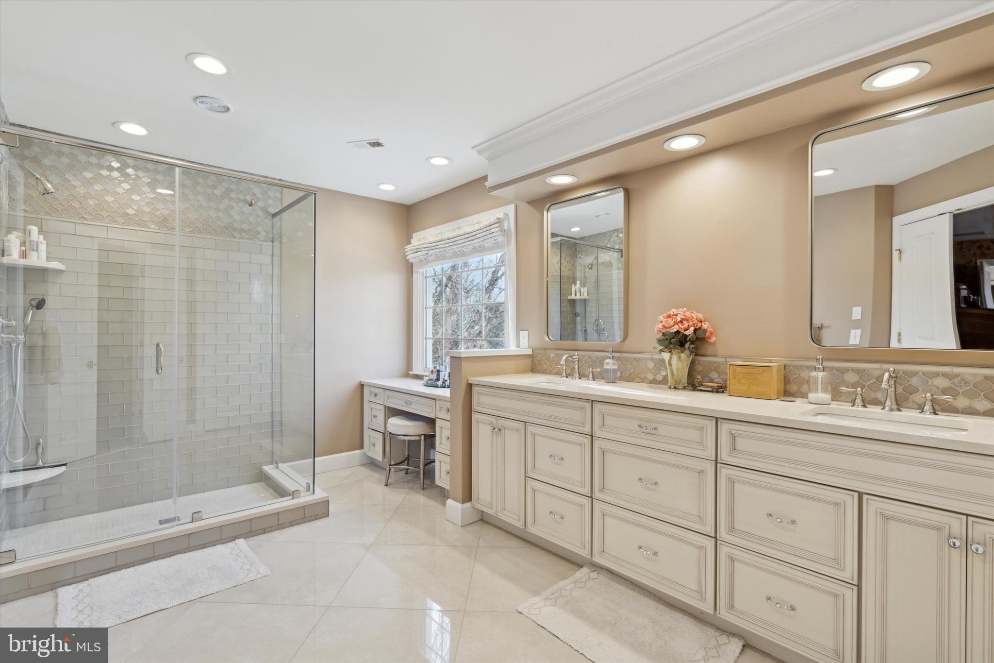 695 CHERRYDALE DRIVE