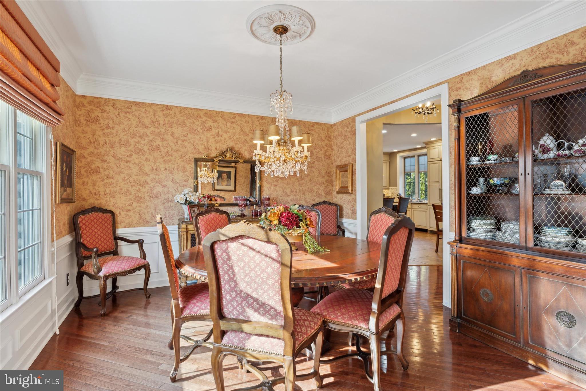 695 CHERRYDALE DRIVE