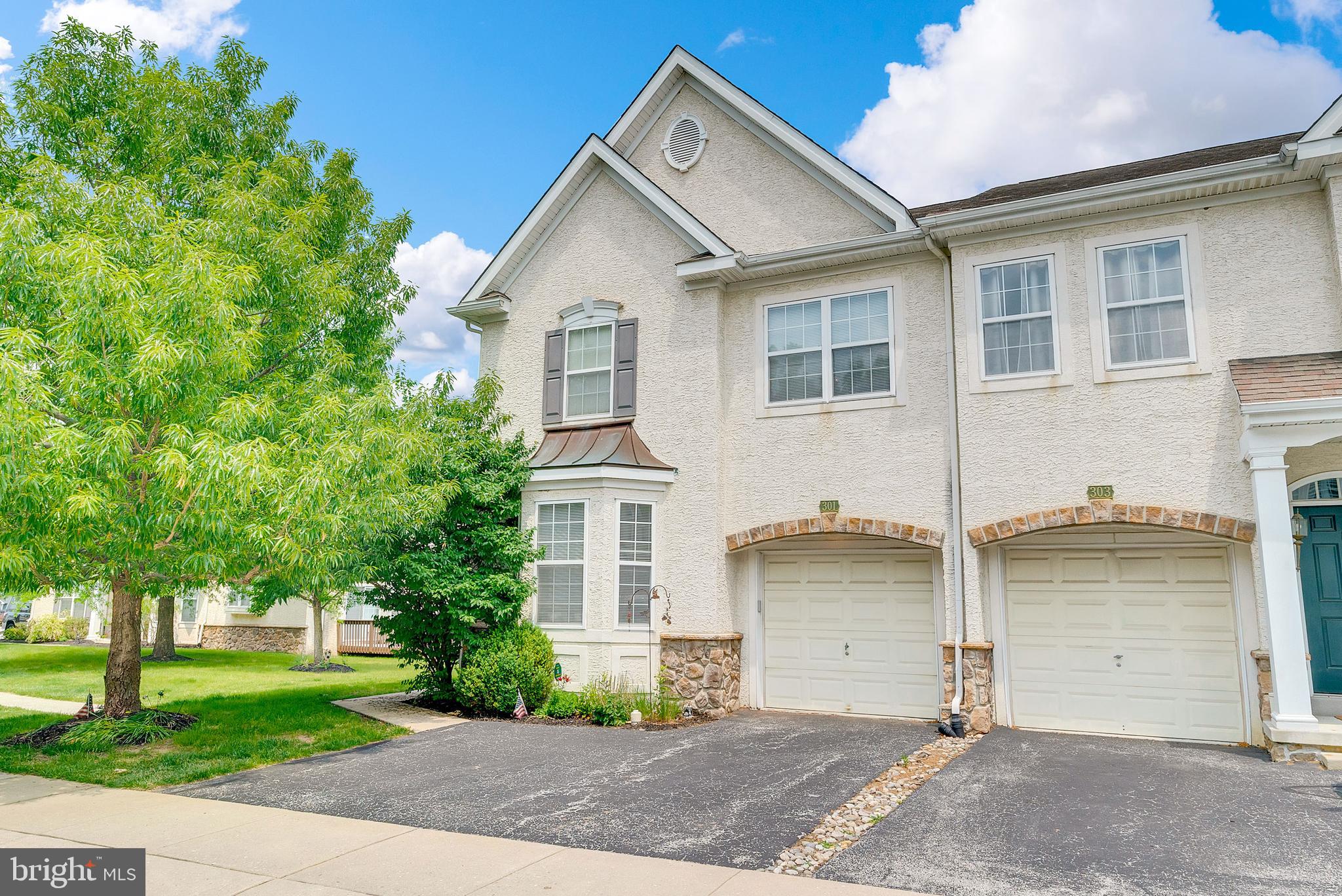 301 ROLLING HILL DRIVE