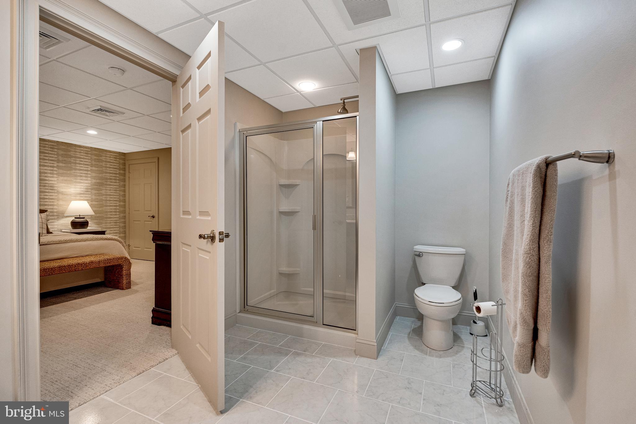 2765 HONEYSUCKLE LANE