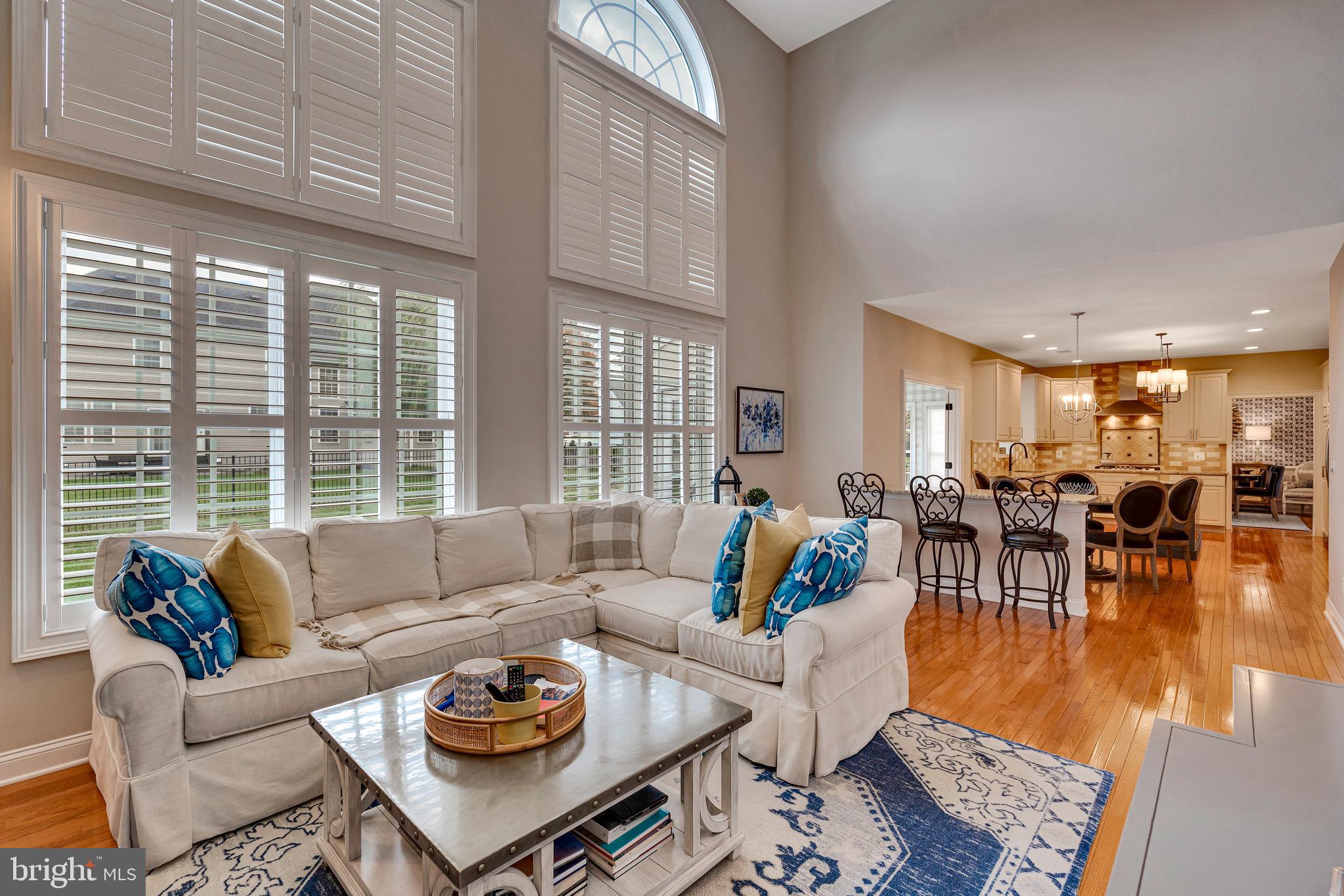 2765 HONEYSUCKLE LANE