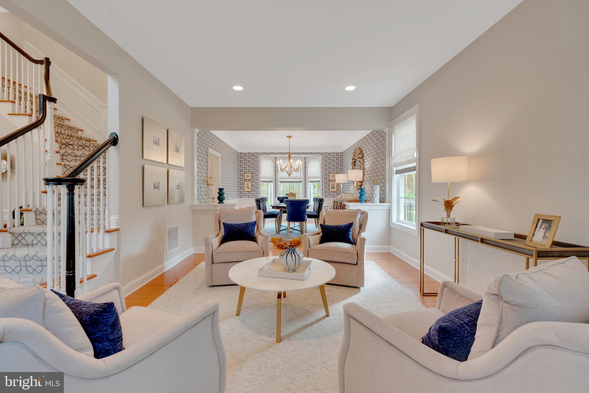 2765 HONEYSUCKLE LANE