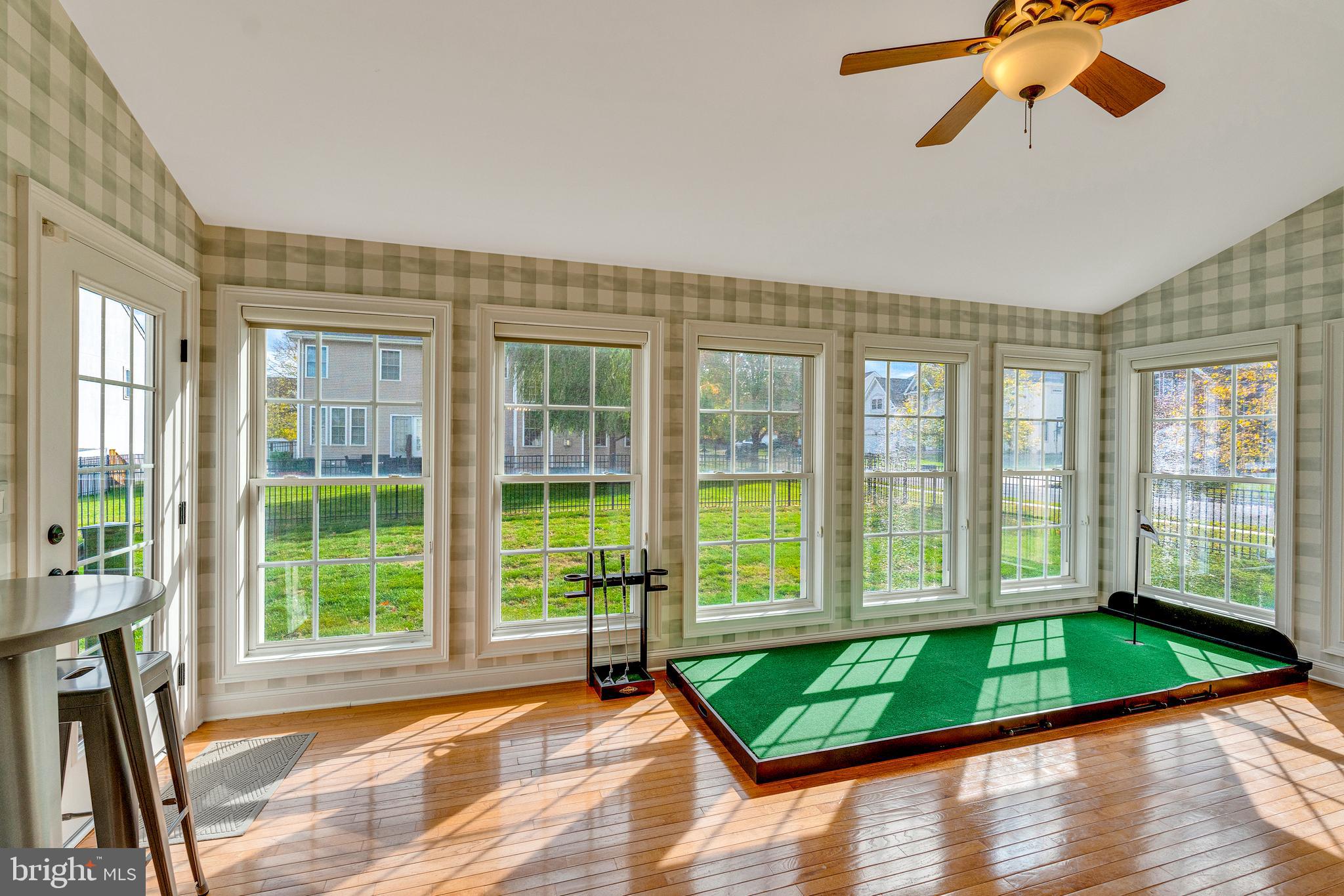 2765 HONEYSUCKLE LANE