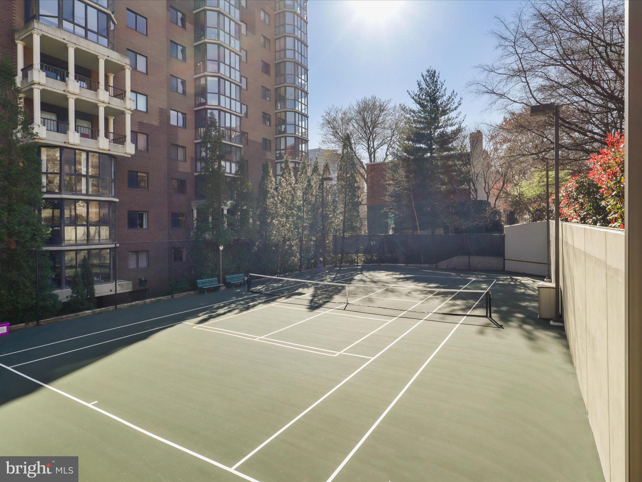 1600 N OAK STREET 524