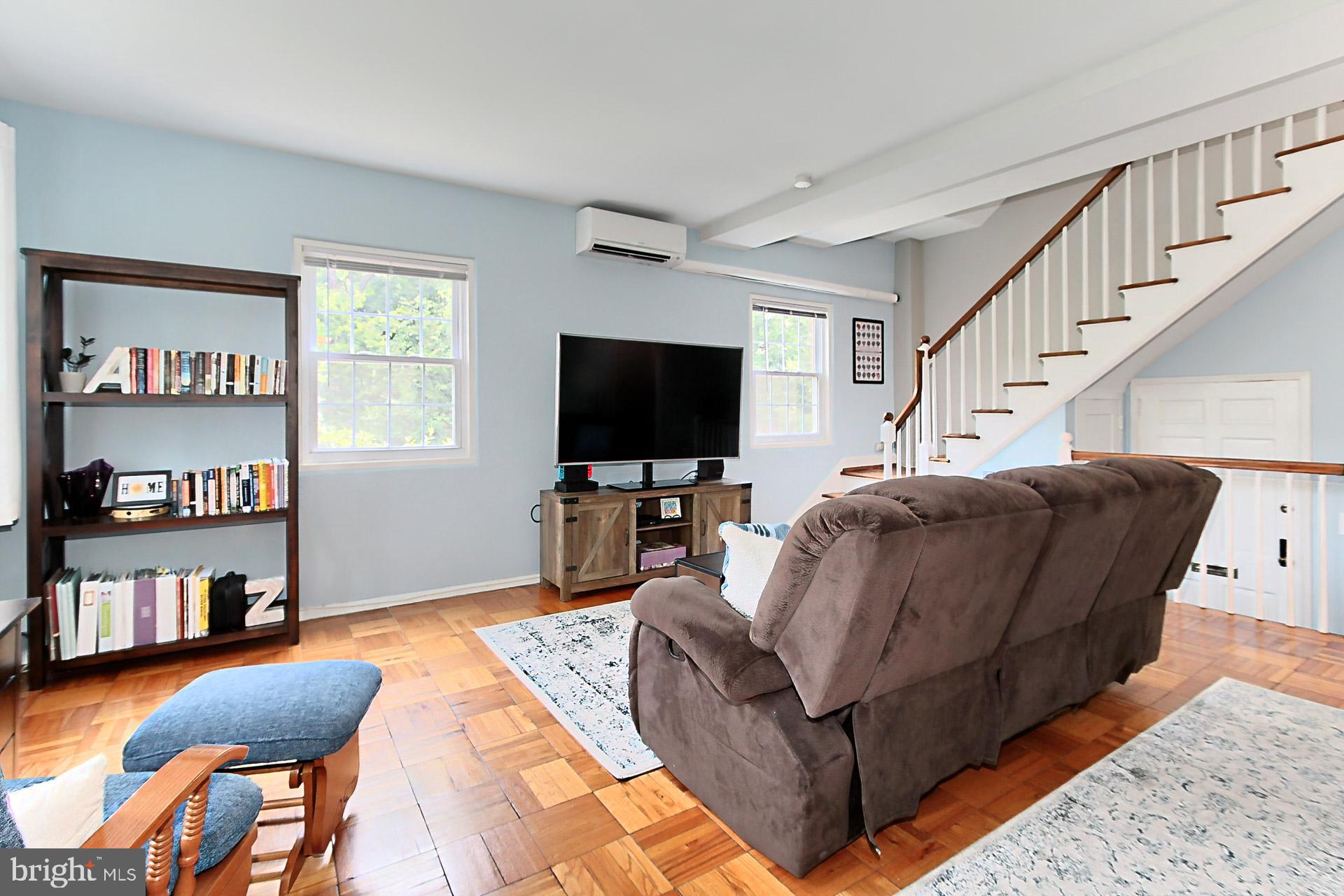 3508 Gunston Rd