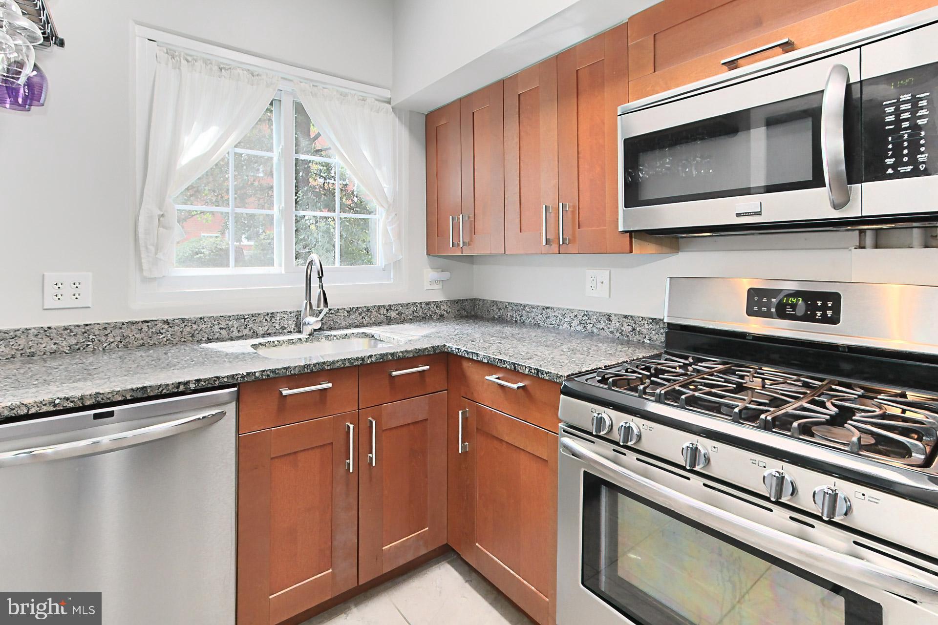 3508 Gunston Rd