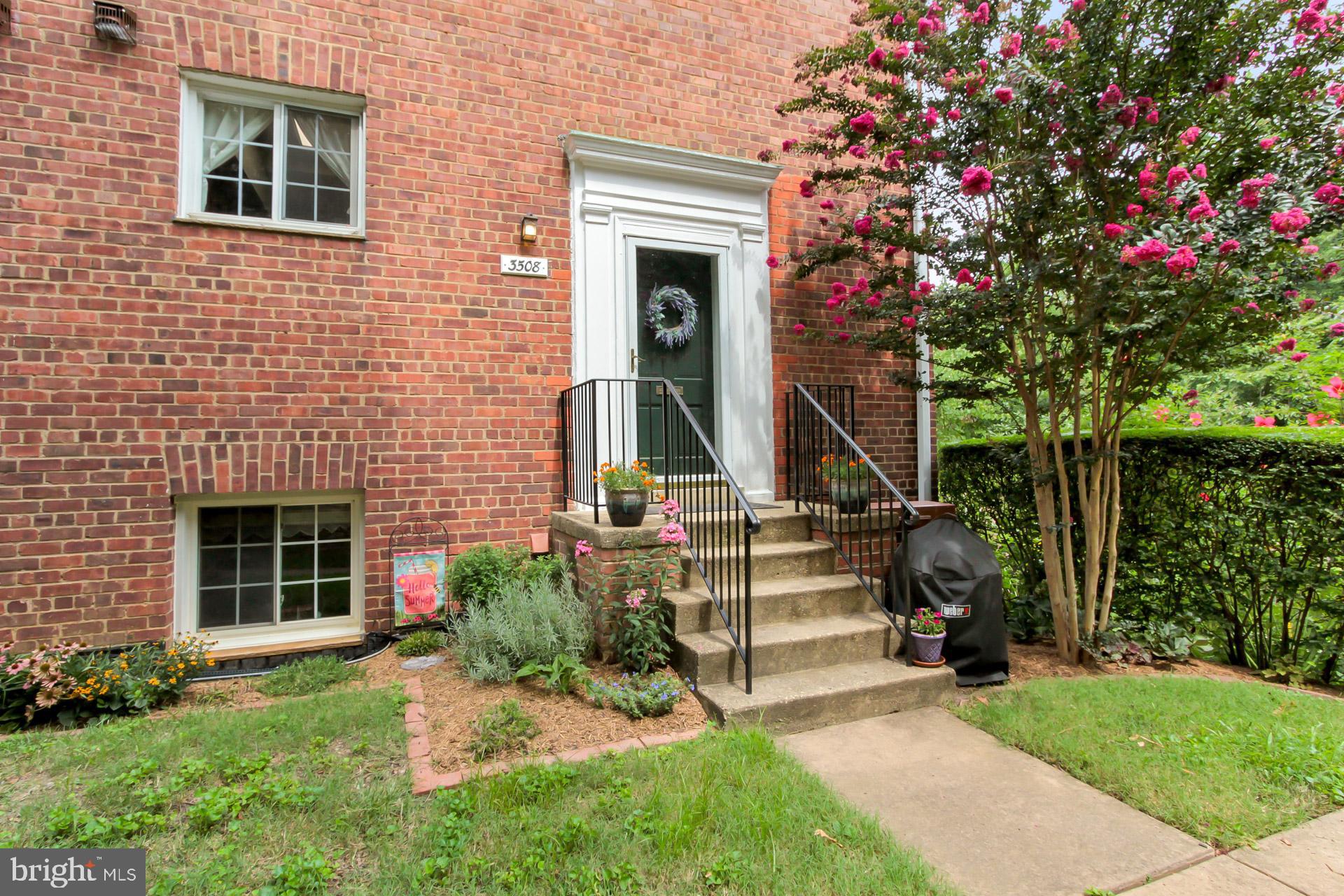 3508 Gunston Rd