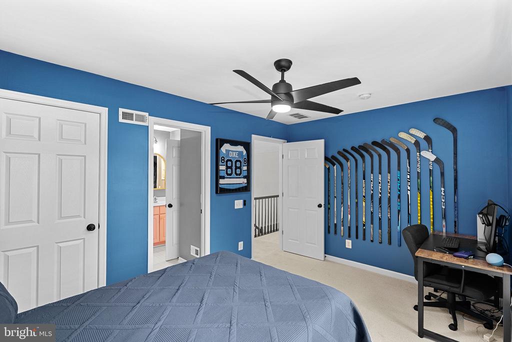 7721 MOVERN LANE