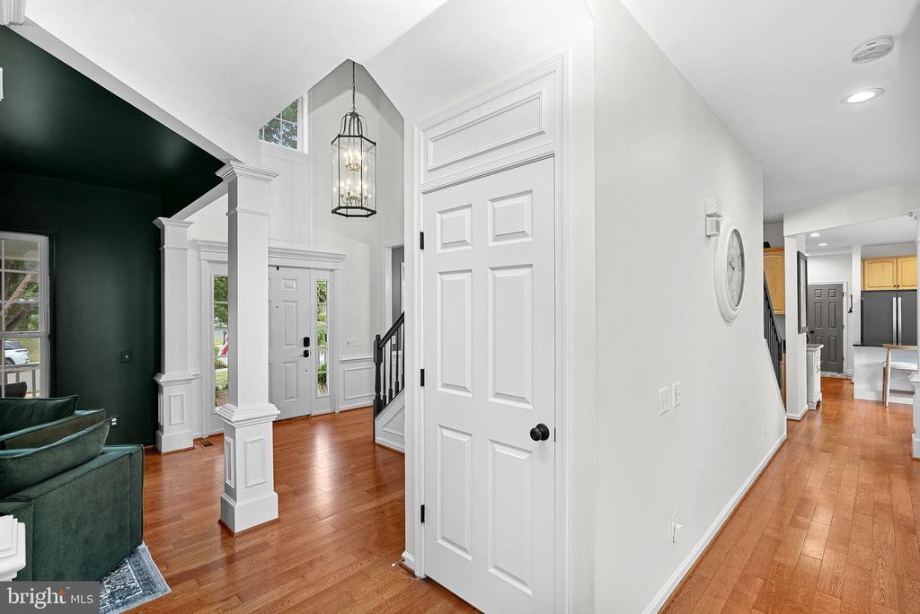 7721 MOVERN LANE