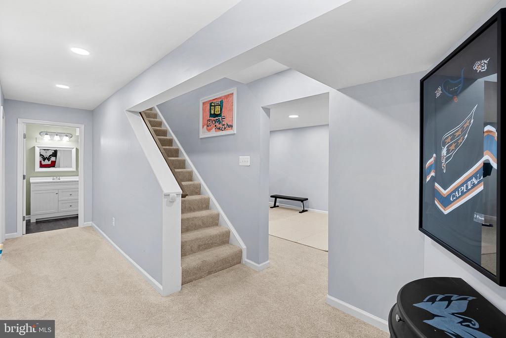 7721 MOVERN LANE