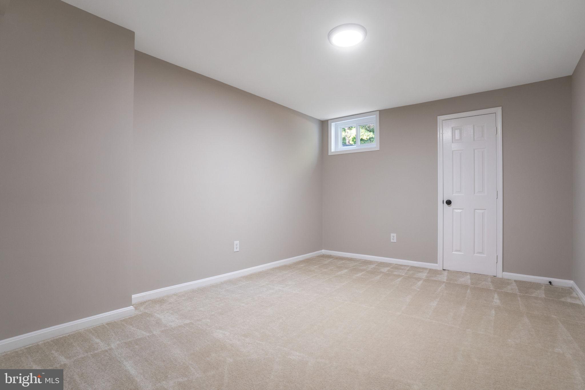 6614 Pelhams Trce