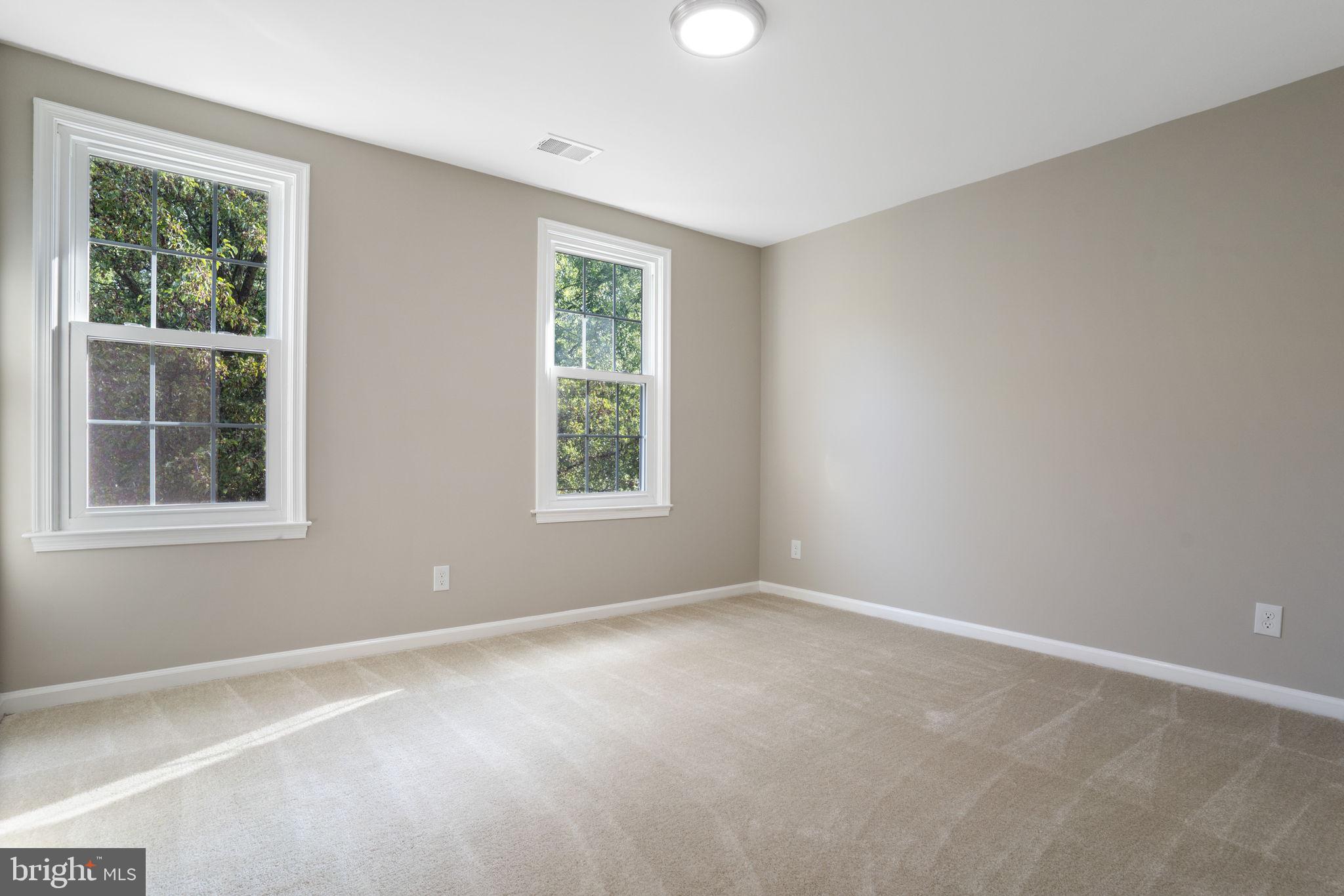 6614 Pelhams Trce