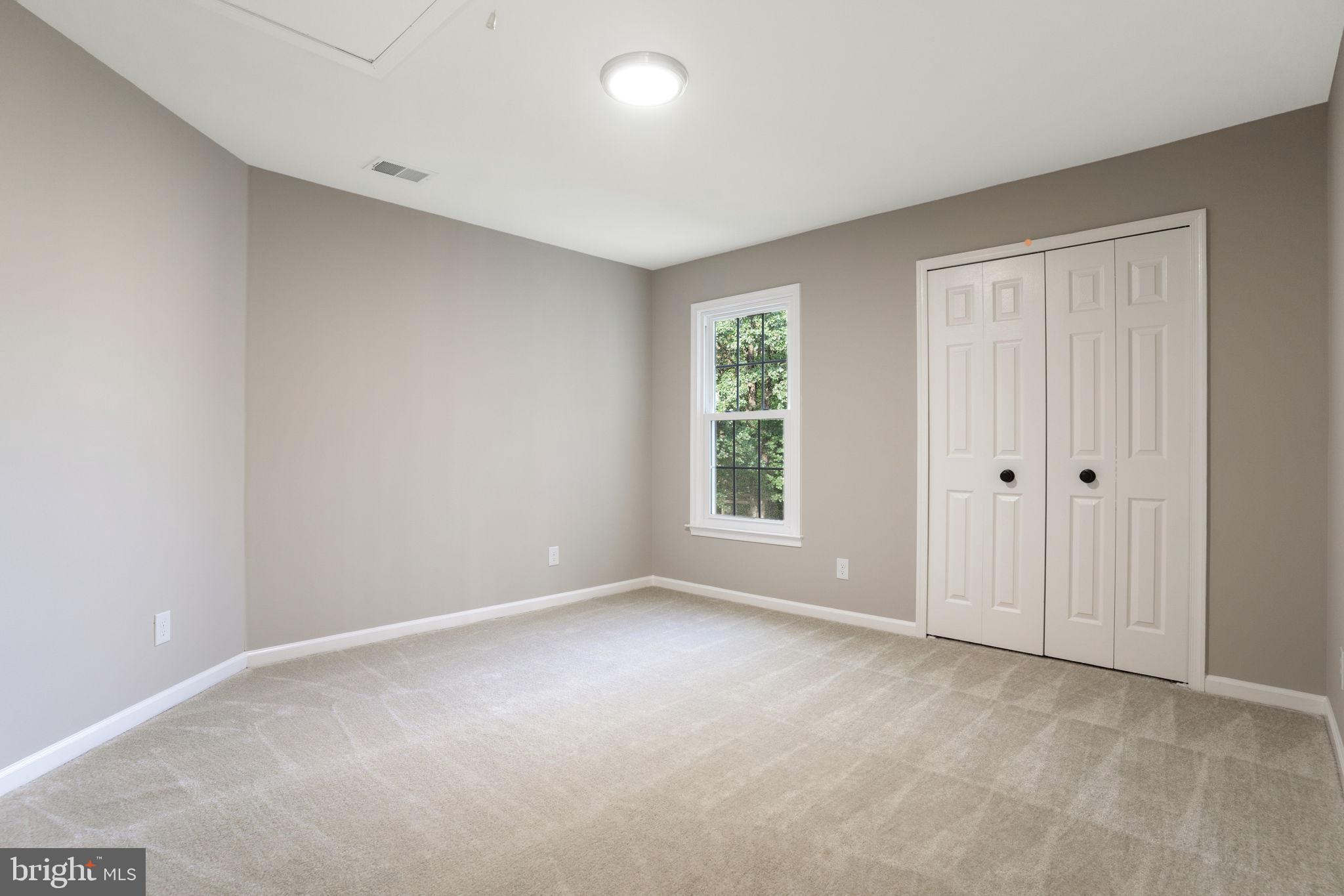 6614 Pelhams Trce