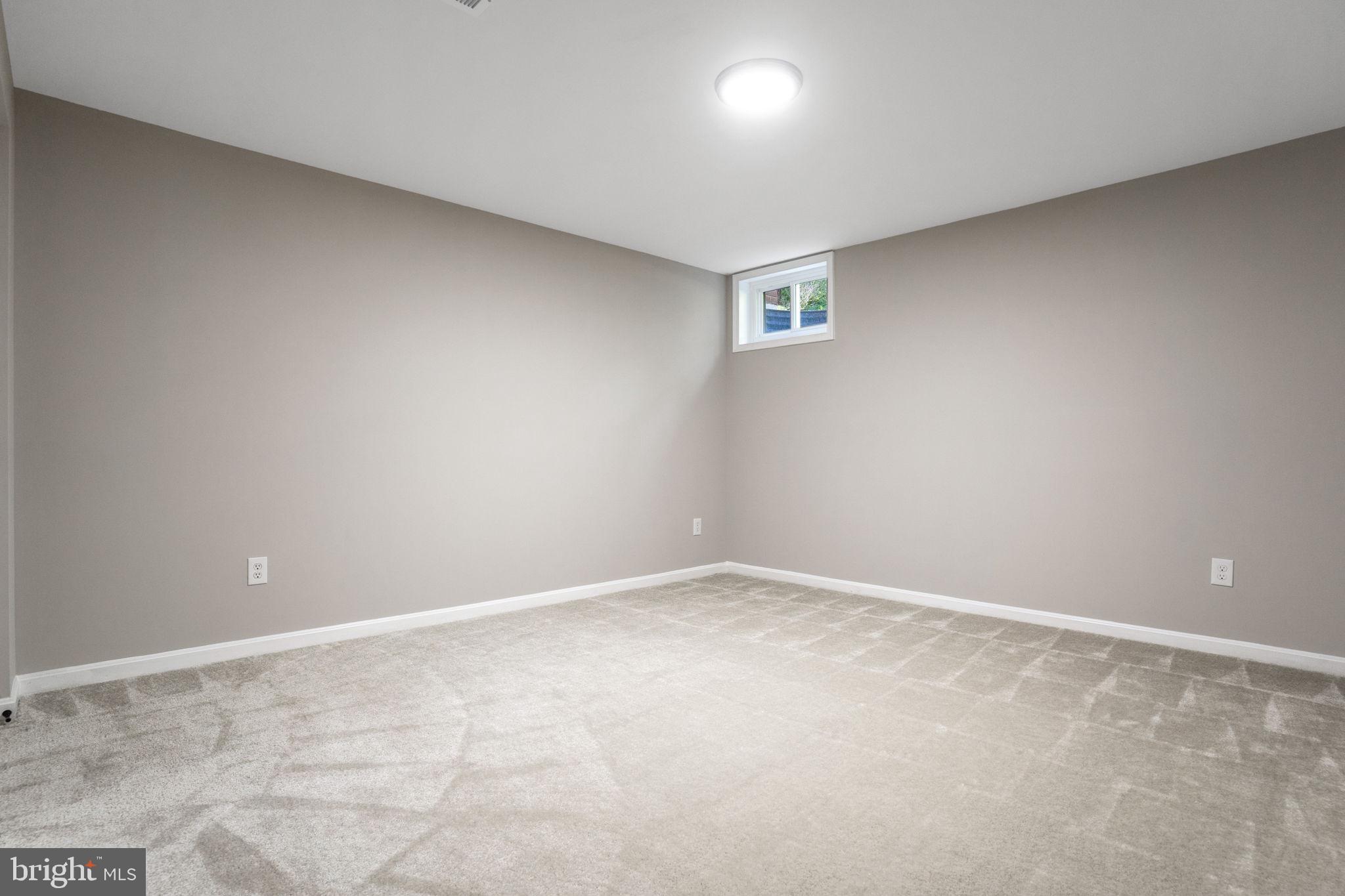 6614 Pelhams Trce
